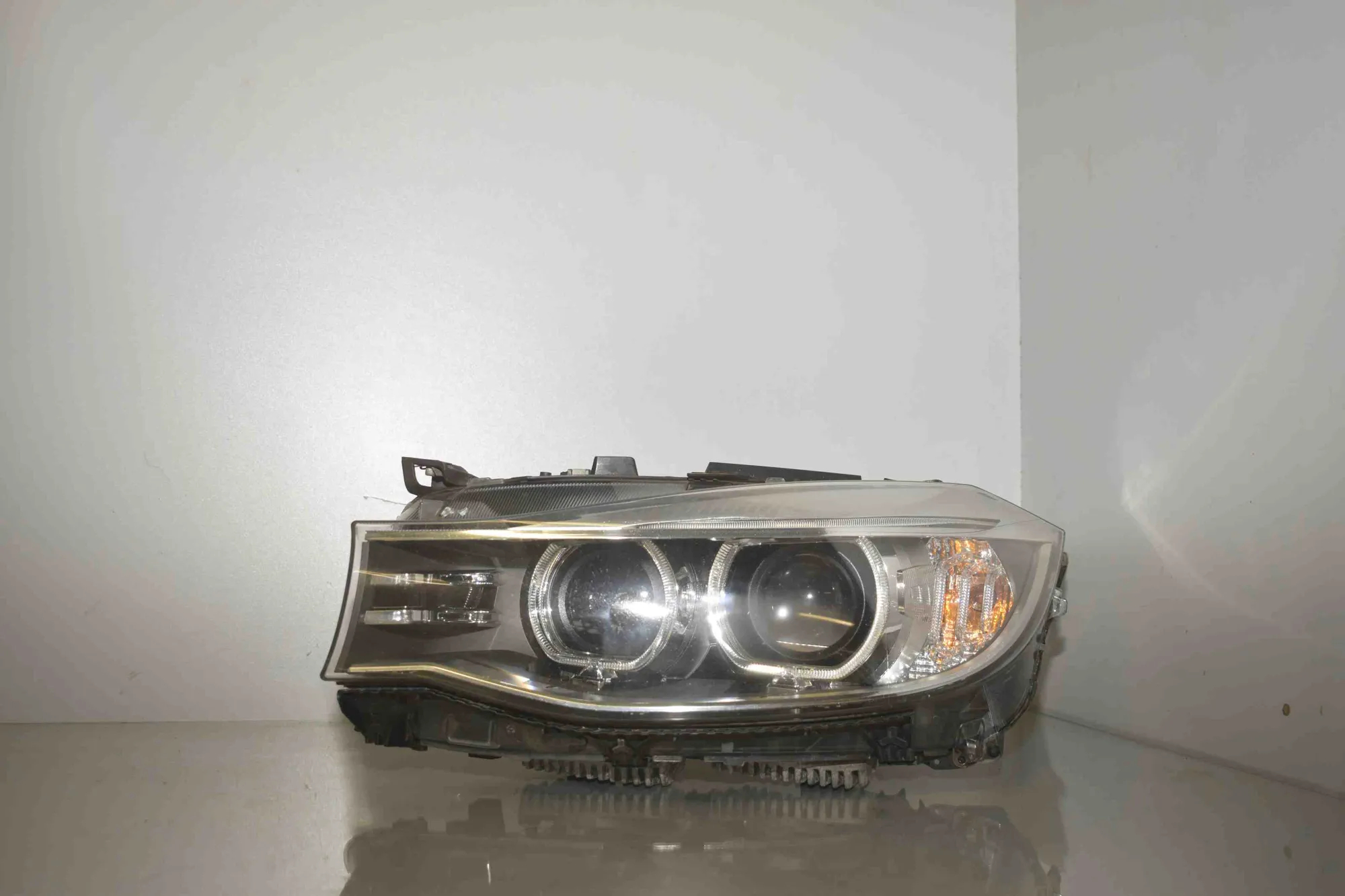 Front Left Headlight – OEM 7285685 · BMW 3 Gran Turismo (F34) 320 d xDrive 2013 – 9