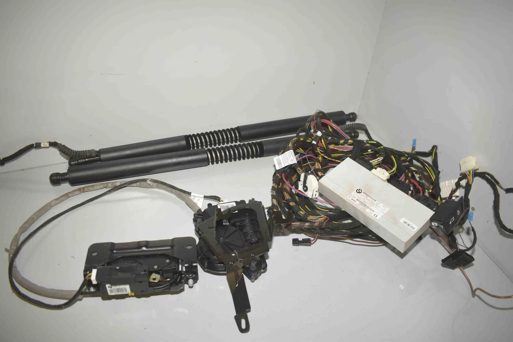 Electric Tailgate Opening Kit – OEM 9275121 · BMW 3 Gran Turismo (F34) 320 d xDrive 2013 – 3