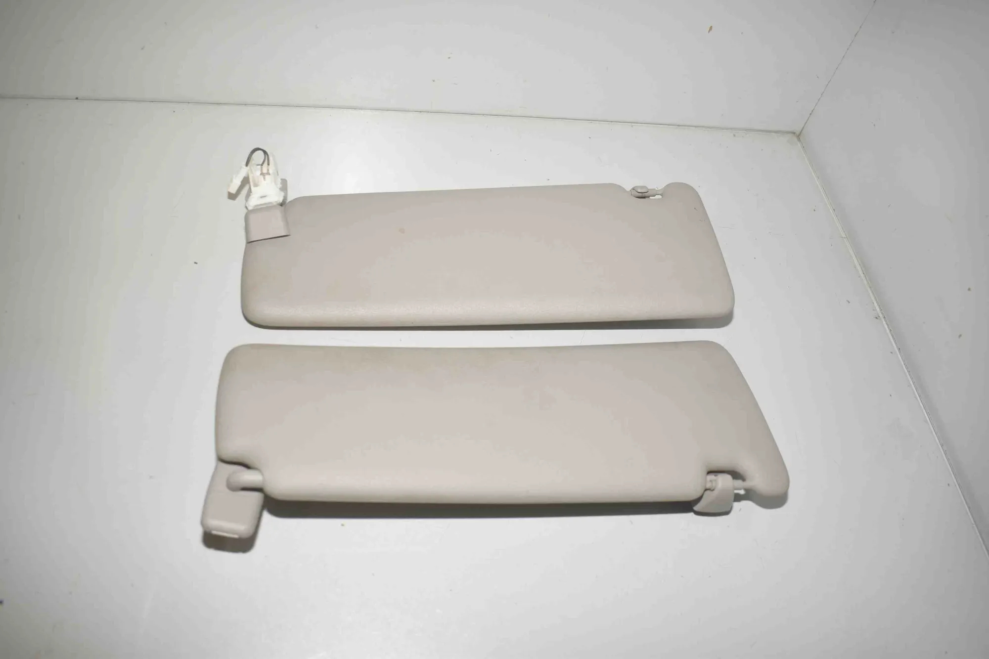 Left Side Sun Visor – OEM 7419305 · BMW 3 Gran Turismo (F34) 320 d xDrive 2013 – 2