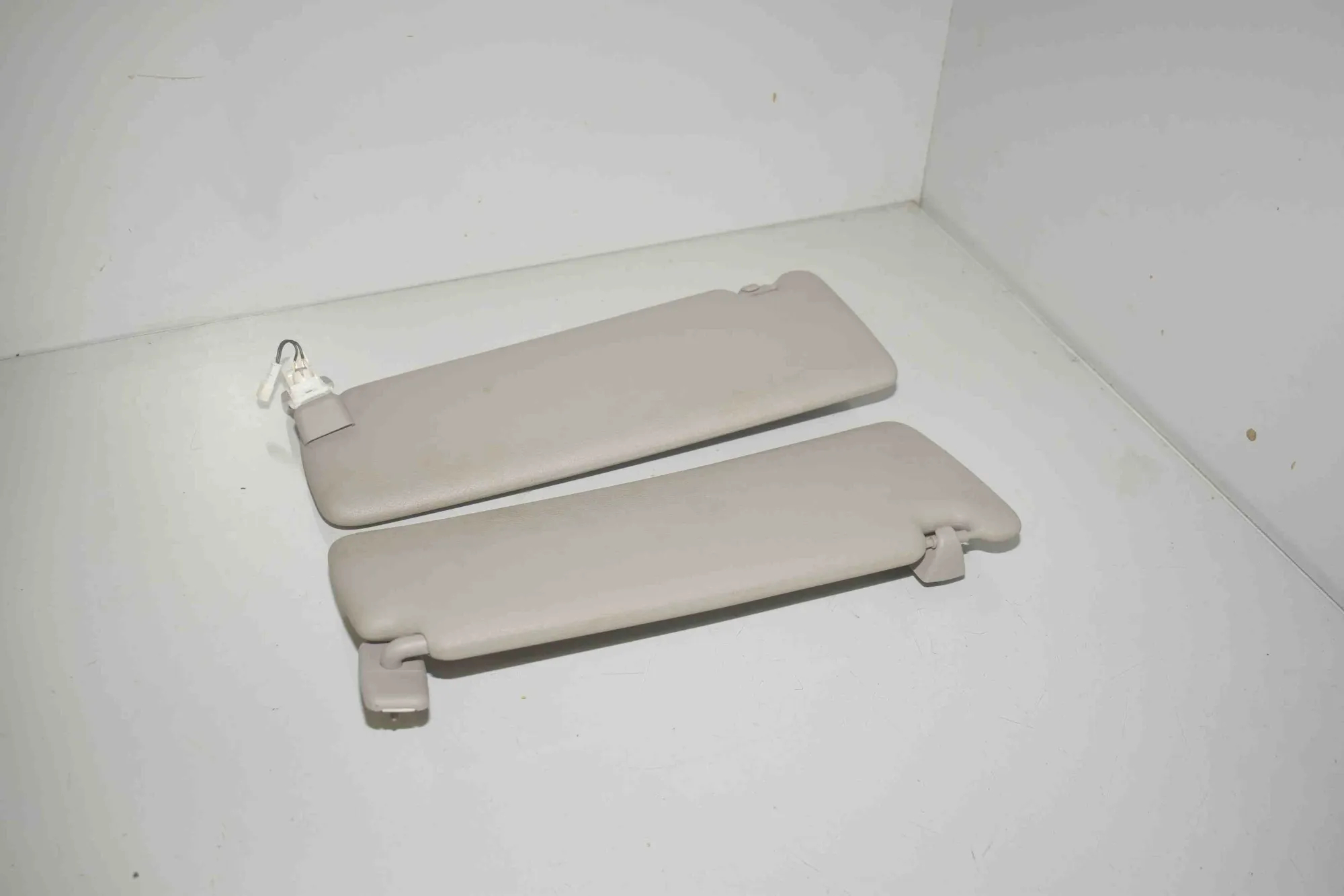 Left Side Sun Visor – OEM 7419305 · BMW 3 Gran Turismo (F34) 320 d xDrive 2013 – 3