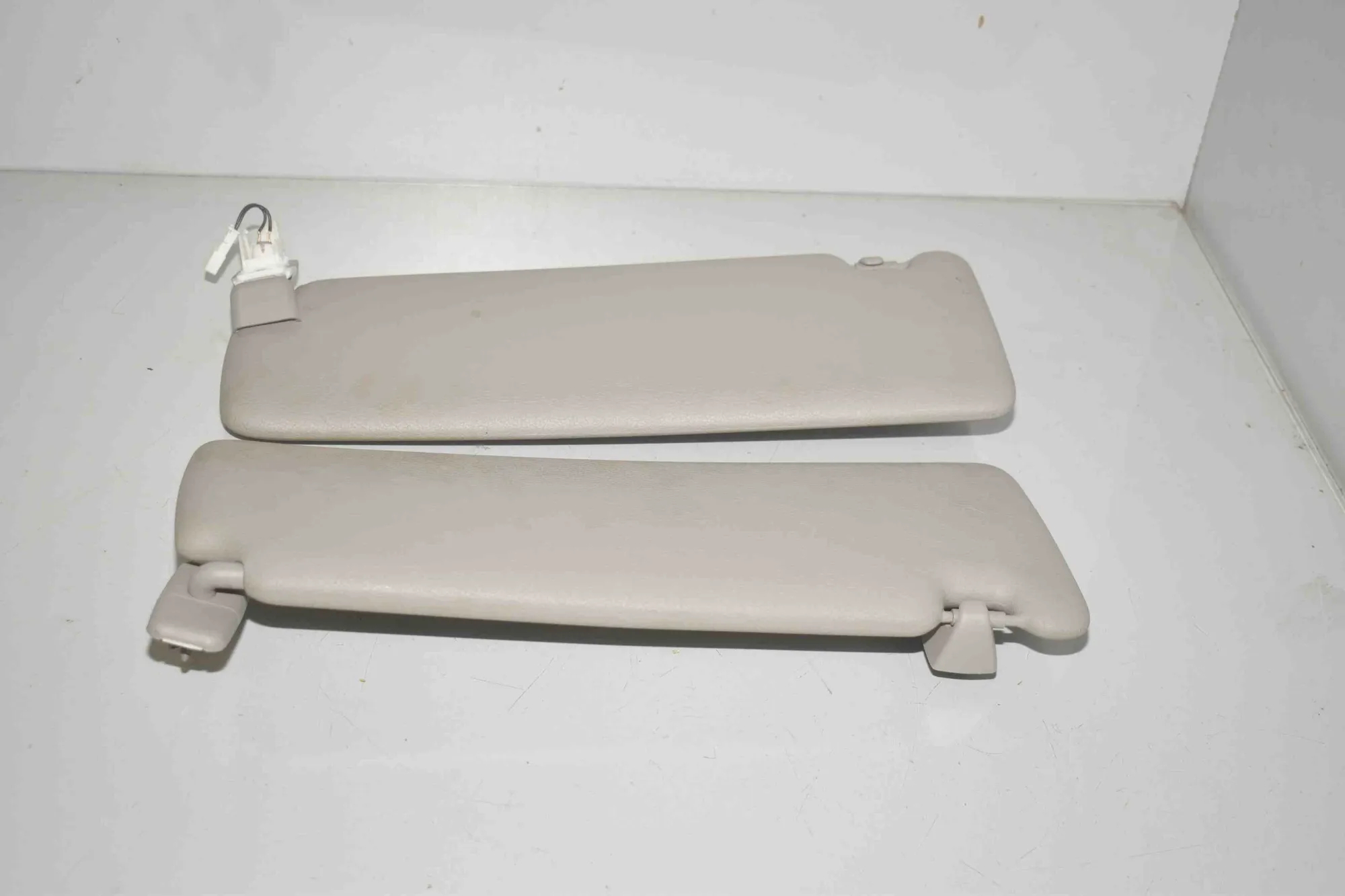Left Side Sun Visor – OEM 7419305 · BMW 3 Gran Turismo (F34) 320 d xDrive 2013