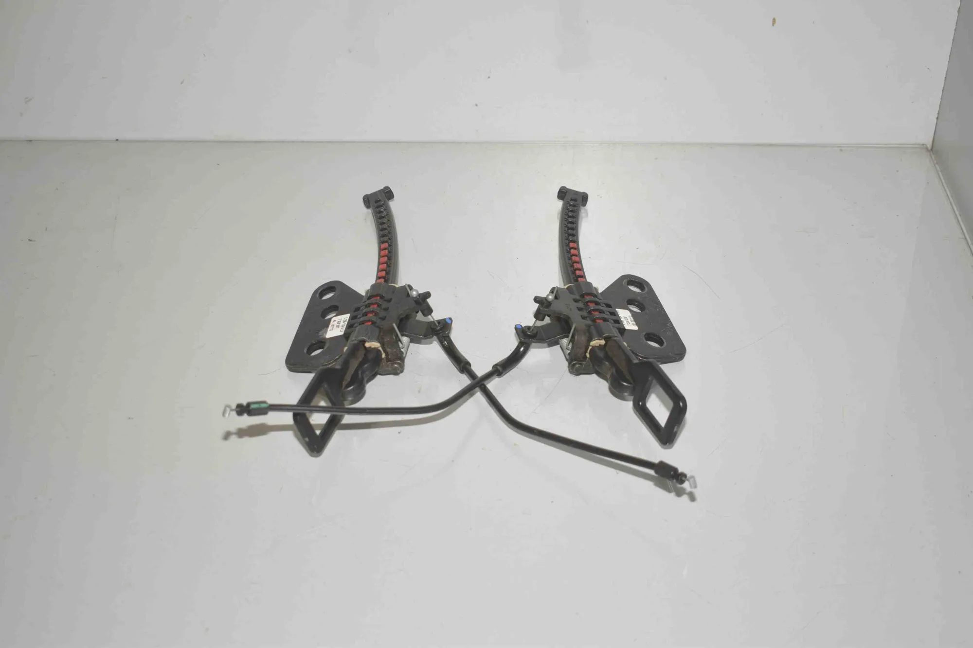 Rear Seat Backrest Lock – OEM 7306238 · BMW 3 Gran Turismo (F34) 320 d xDrive 2013 – 3