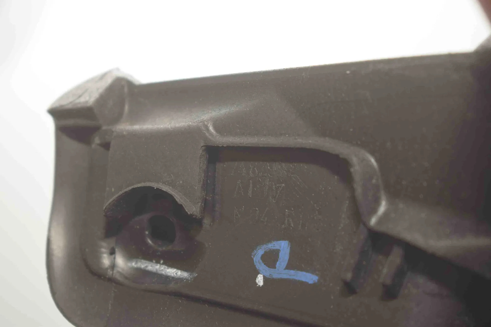 Front Right Door Rubber Seal – OEM 7482532 · BMW i4 (G26) BMW i4 (G26) eDrive40 2024 – 5