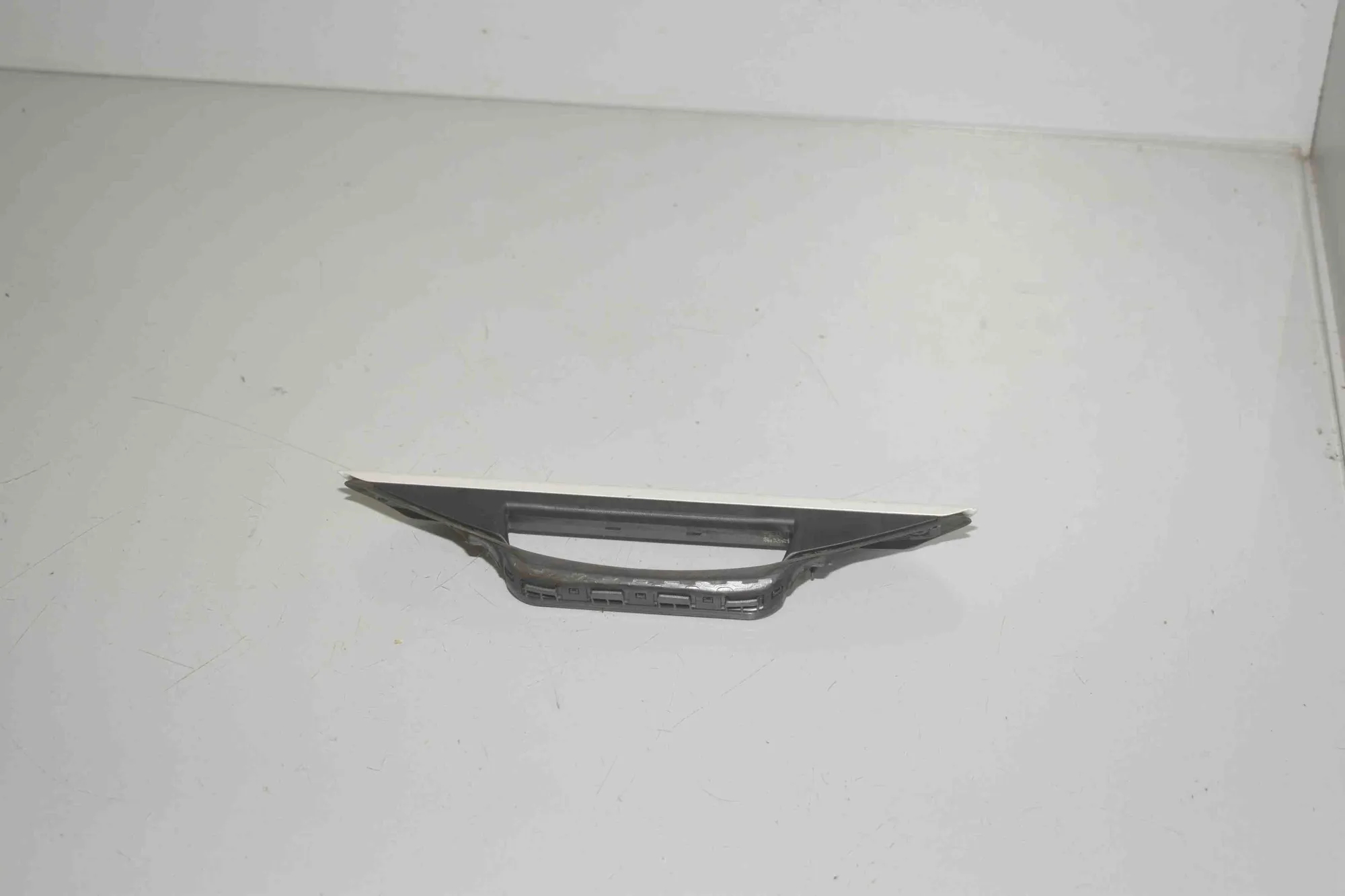 Front Left Door Exterior Handle – OEM 5A70F31 · BMW i4 (G26) BMW i4 (G26) eDrive40 2024 – 3