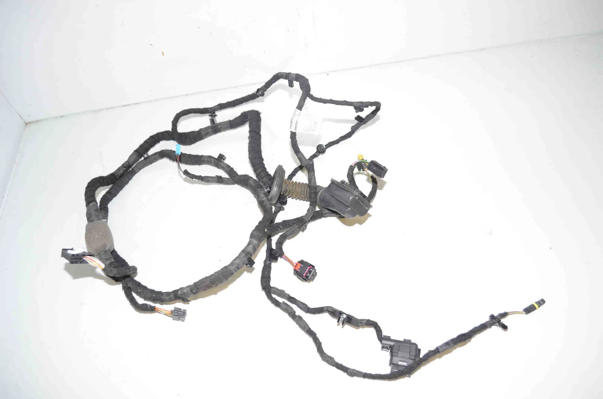 Front Right Door Wiring – OEM 5A4DD57 · BMW i4 (G26) BMW i4 (G26) eDrive35 2022 – 3