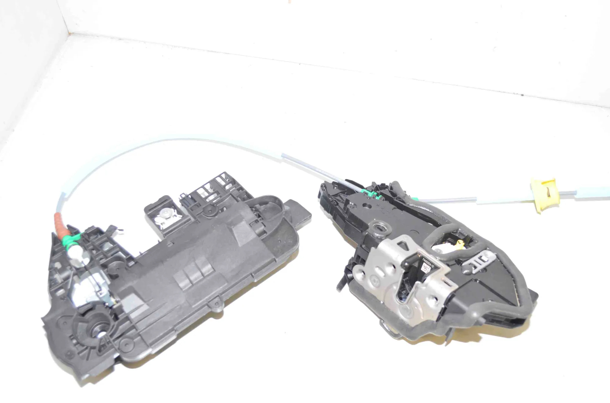 Rear Right Door Lock – OEM 7445054 · BMW i4 (G26) BMW i4 (G26) M50 2022 – 3