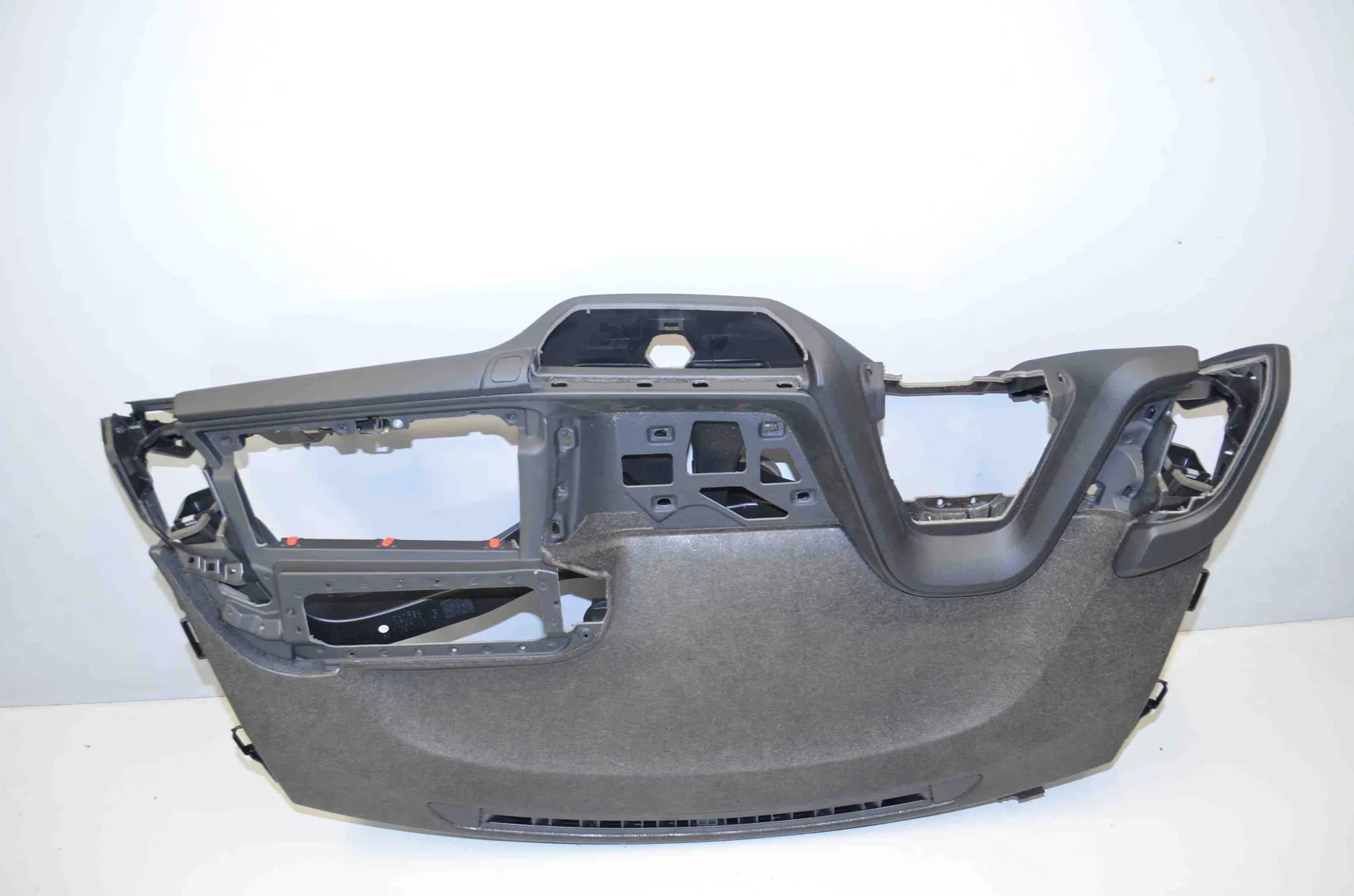 Dashboard – OEM 9282684 · BMW i3 (I01) Electric 2019 – 4