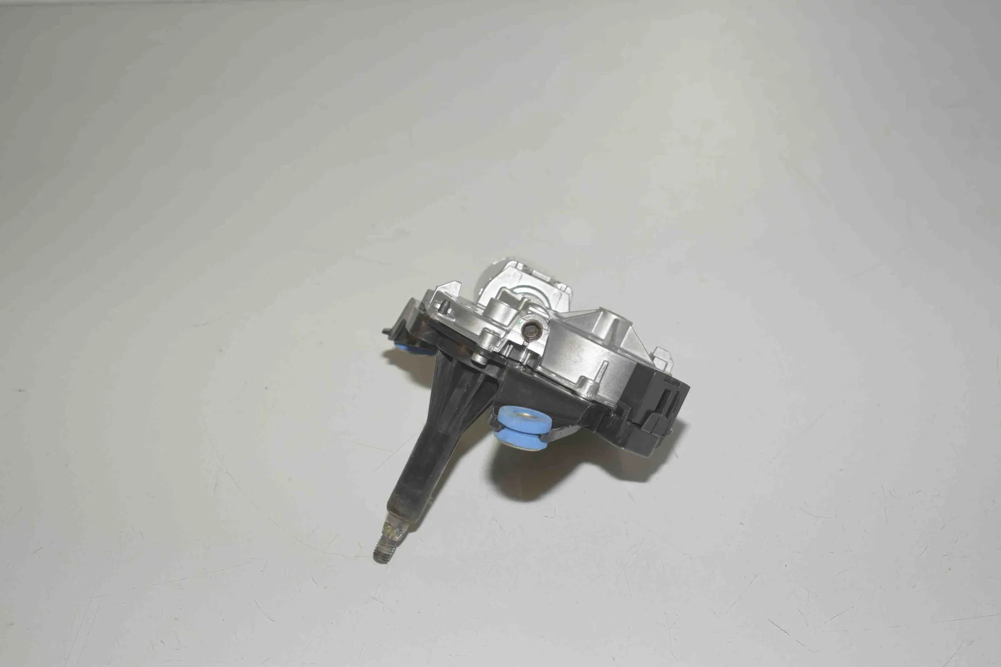 Tailgate Window Wiper Motor – OEM 7306462 · BMW i3 (I01) Electric 2019 – 2