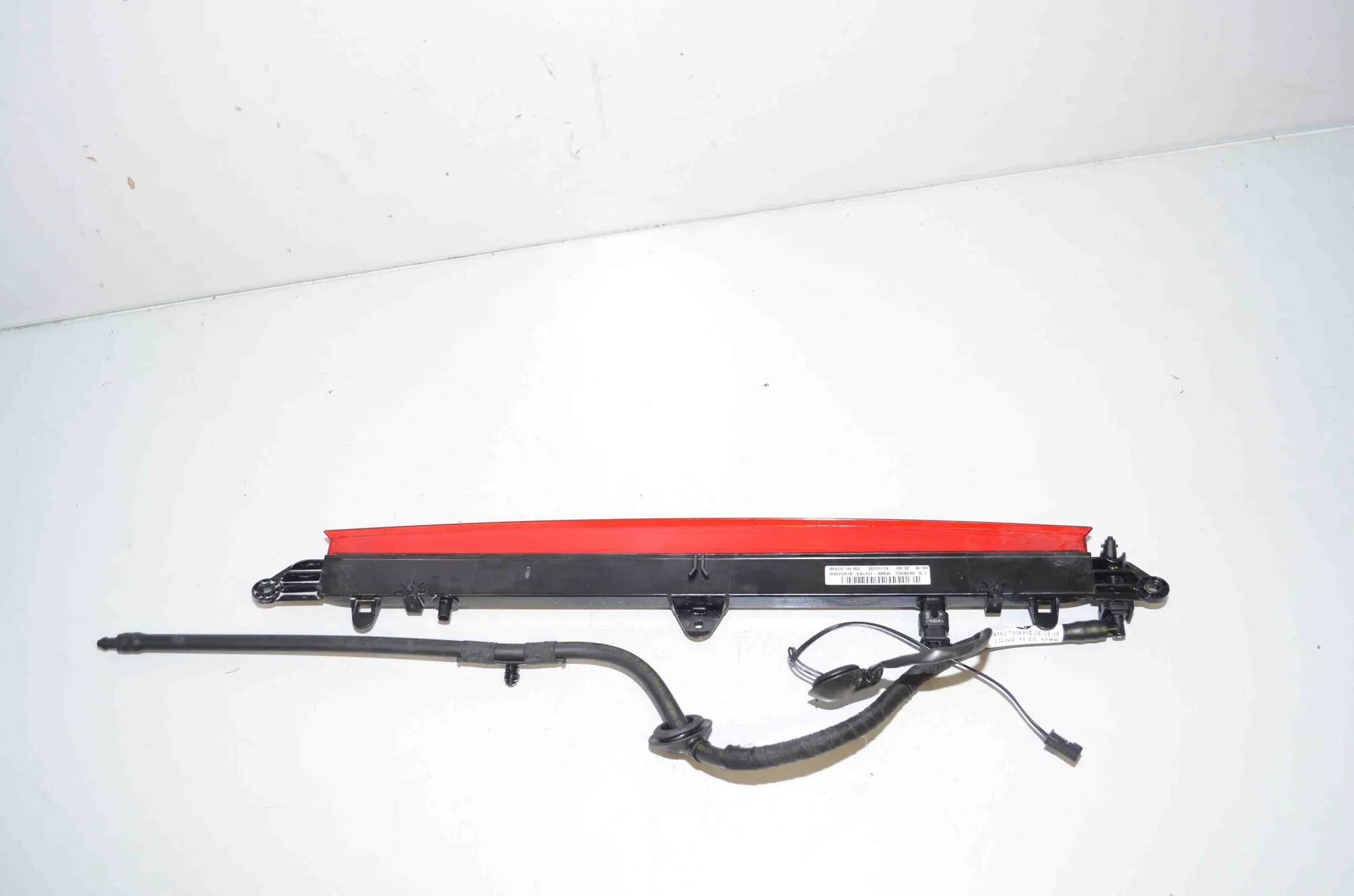 Rear Third Brake Stop Light – OEM 90025978 · BMW i3 (I01) Electric 2019 – 4