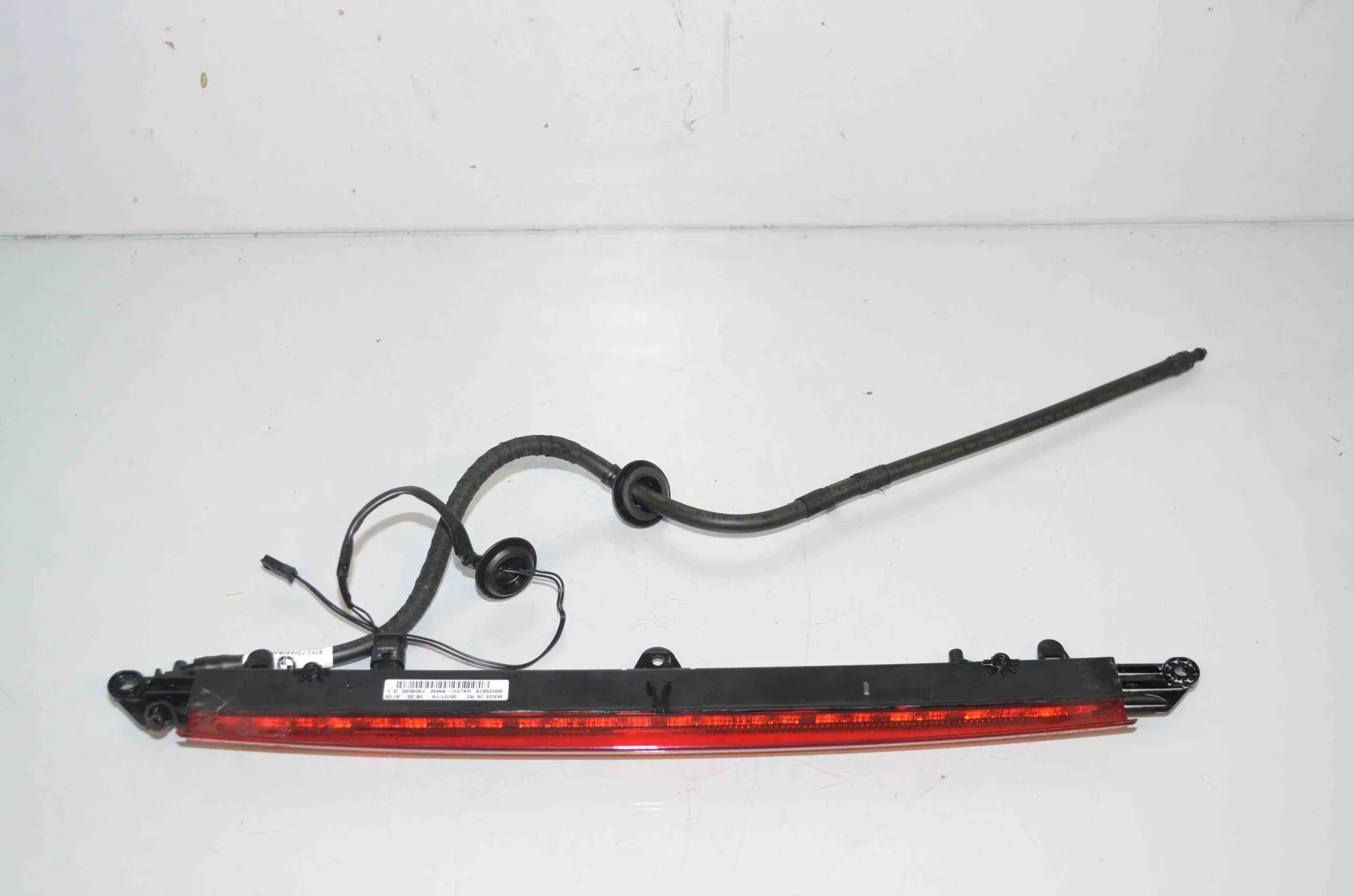 Rear Third Brake Stop Light – OEM 90025978 · BMW i3 (I01) Electric 2019 – 2