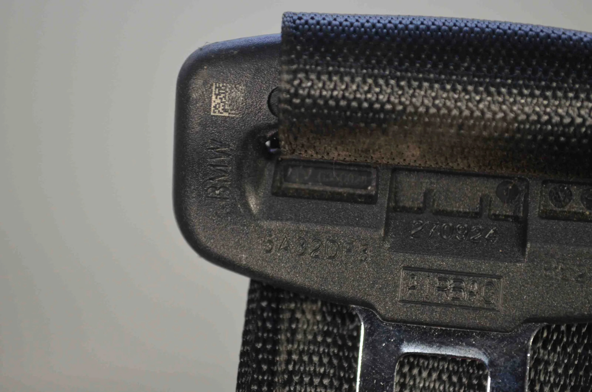 Front Left Seatbelt – OEM 5A32DF3 · BMW 7 (G70) BMW 7 (G70) 740i xDrive 2024 – 4