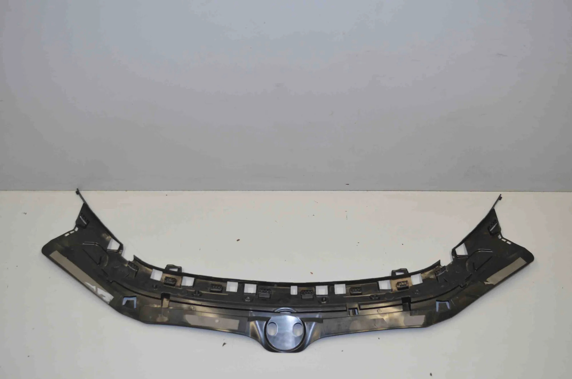 Other Body Parts – OEM 9883454 · BMW 7 (G70) BMW 7 (G70) 740i xDrive 2024