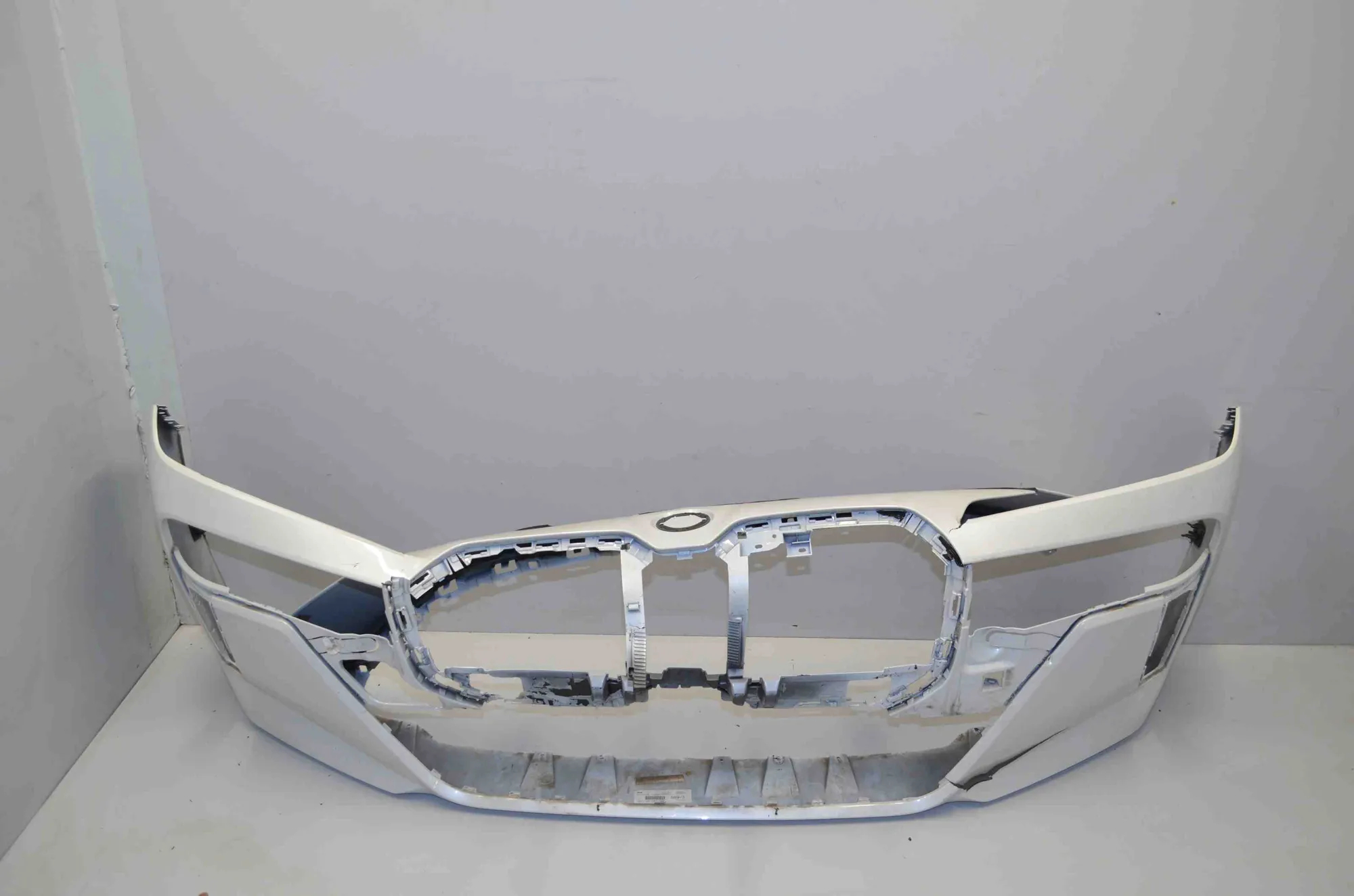Front Bumper · BMW 7 (G70) BMW 7 (G70) 740i xDrive 2024