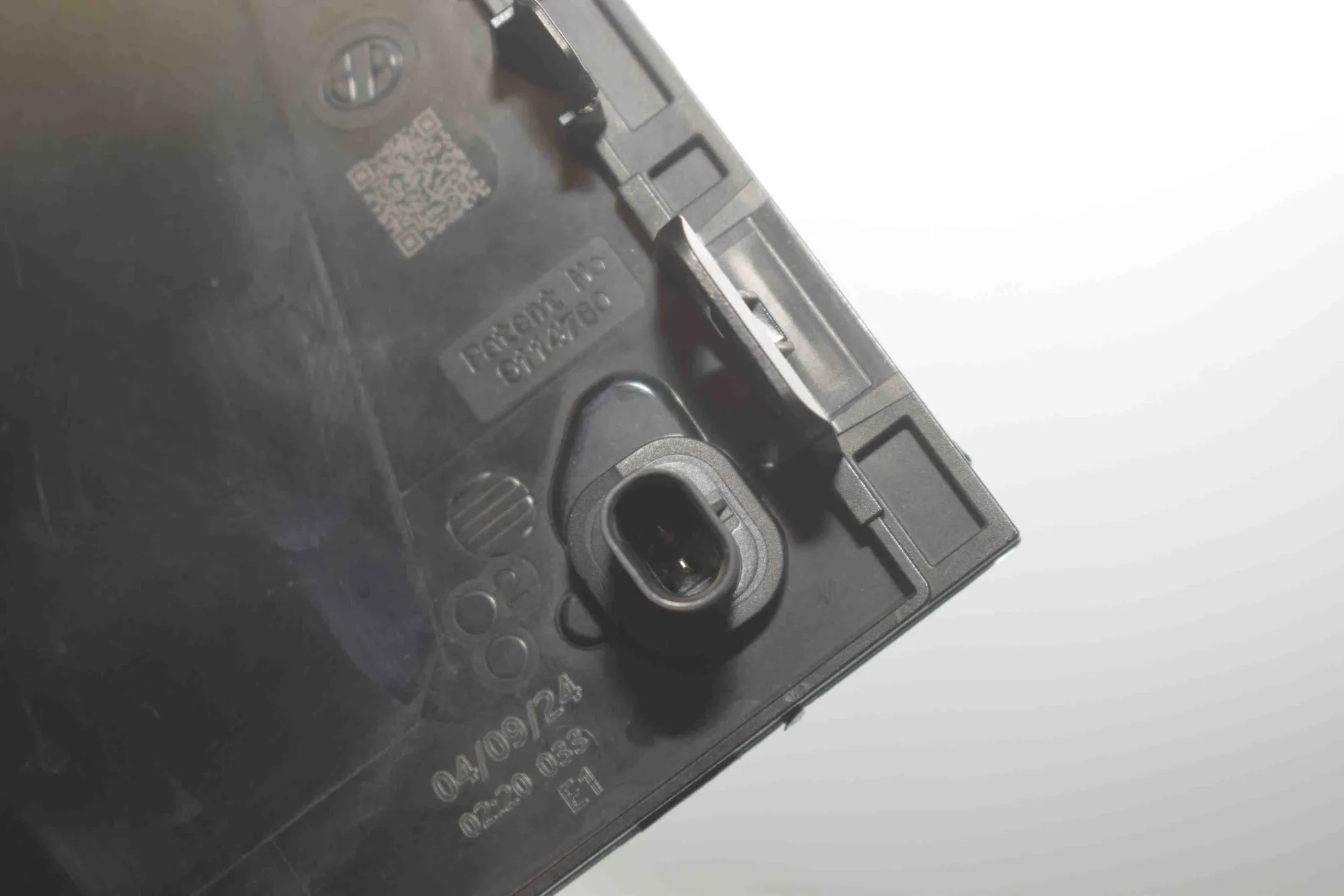 Other Control Units – OEM 5A076E1 · BMW 7 (G70) BMW 7 (G70) 740i xDrive 2025 – 7