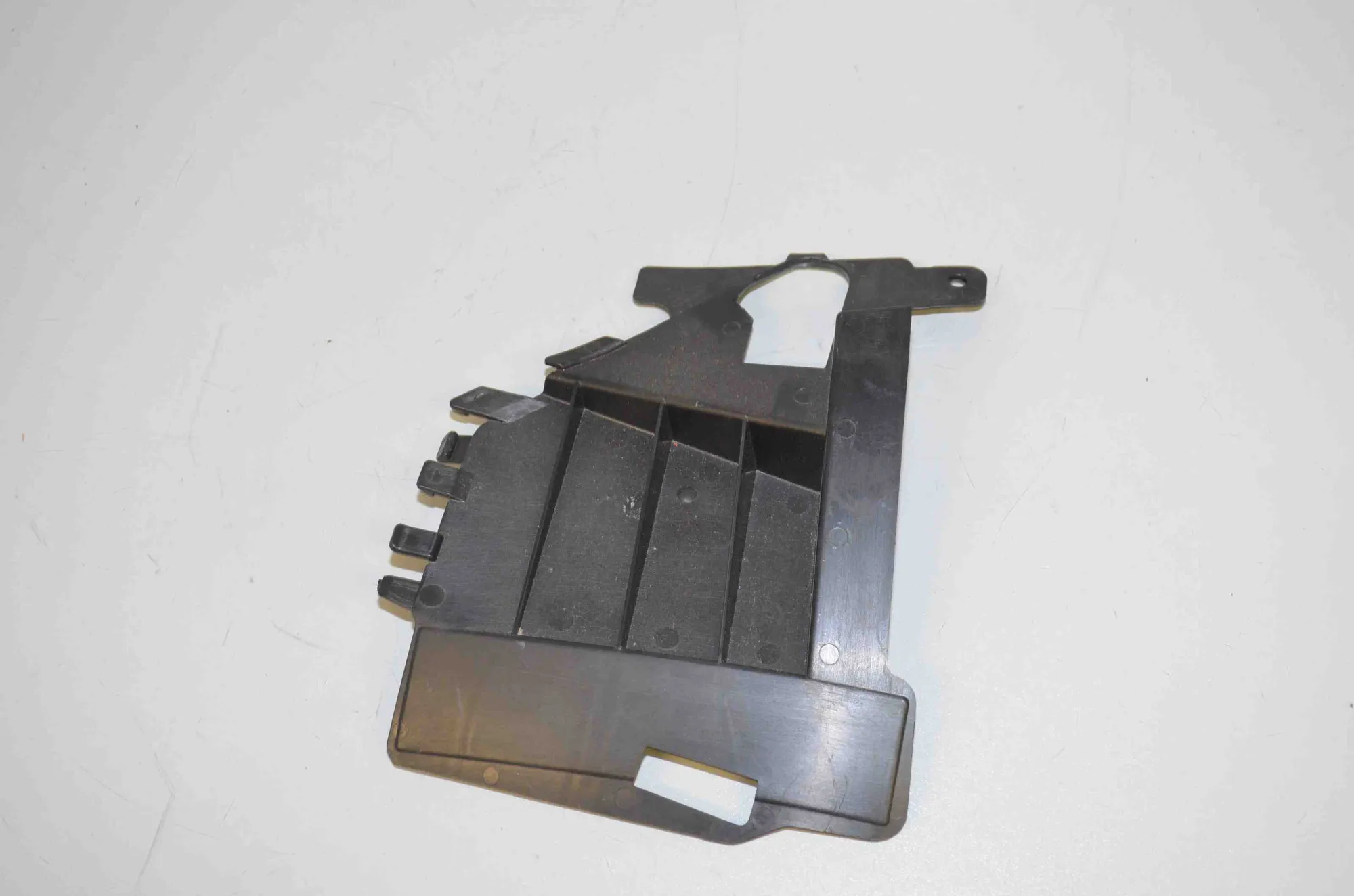 Other Trim Parts – OEM 9883454 · BMW 7 (G70) BMW 7 (G70) 740i xDrive 2024