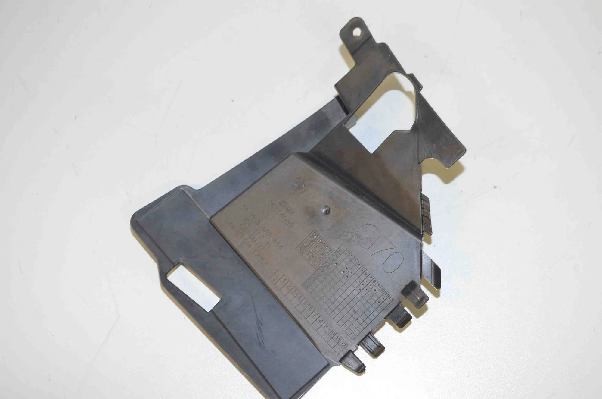 Other Trim Parts – OEM 9883454 · BMW 7 (G70) BMW 7 (G70) 740i xDrive 2024 – 4