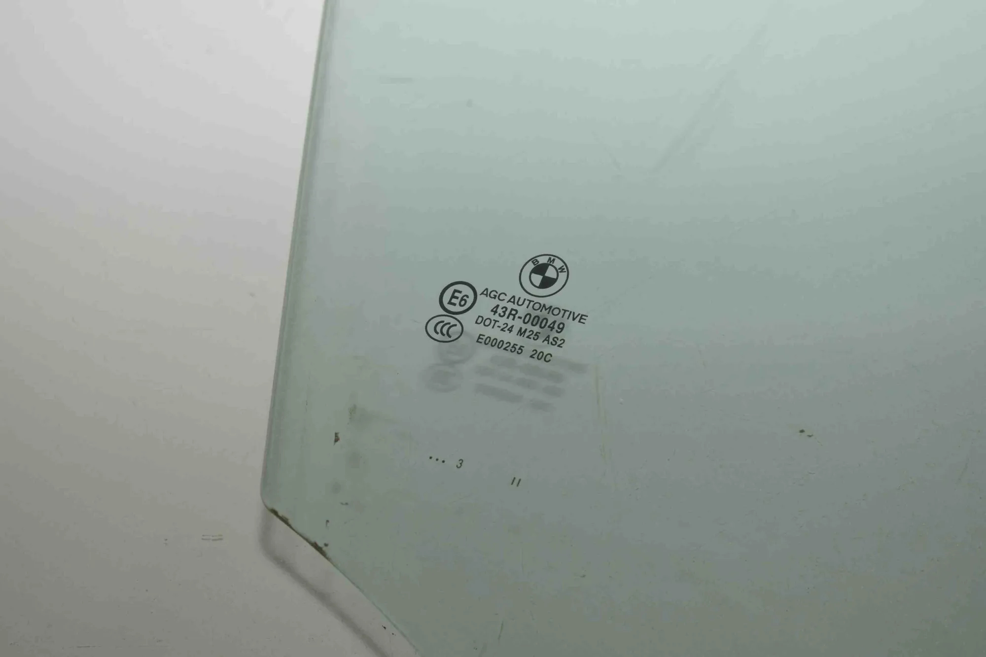 Front Right Door Window – OEM 2990296 · BMW X1 (E84) sDrive 20 i 2013 – 4