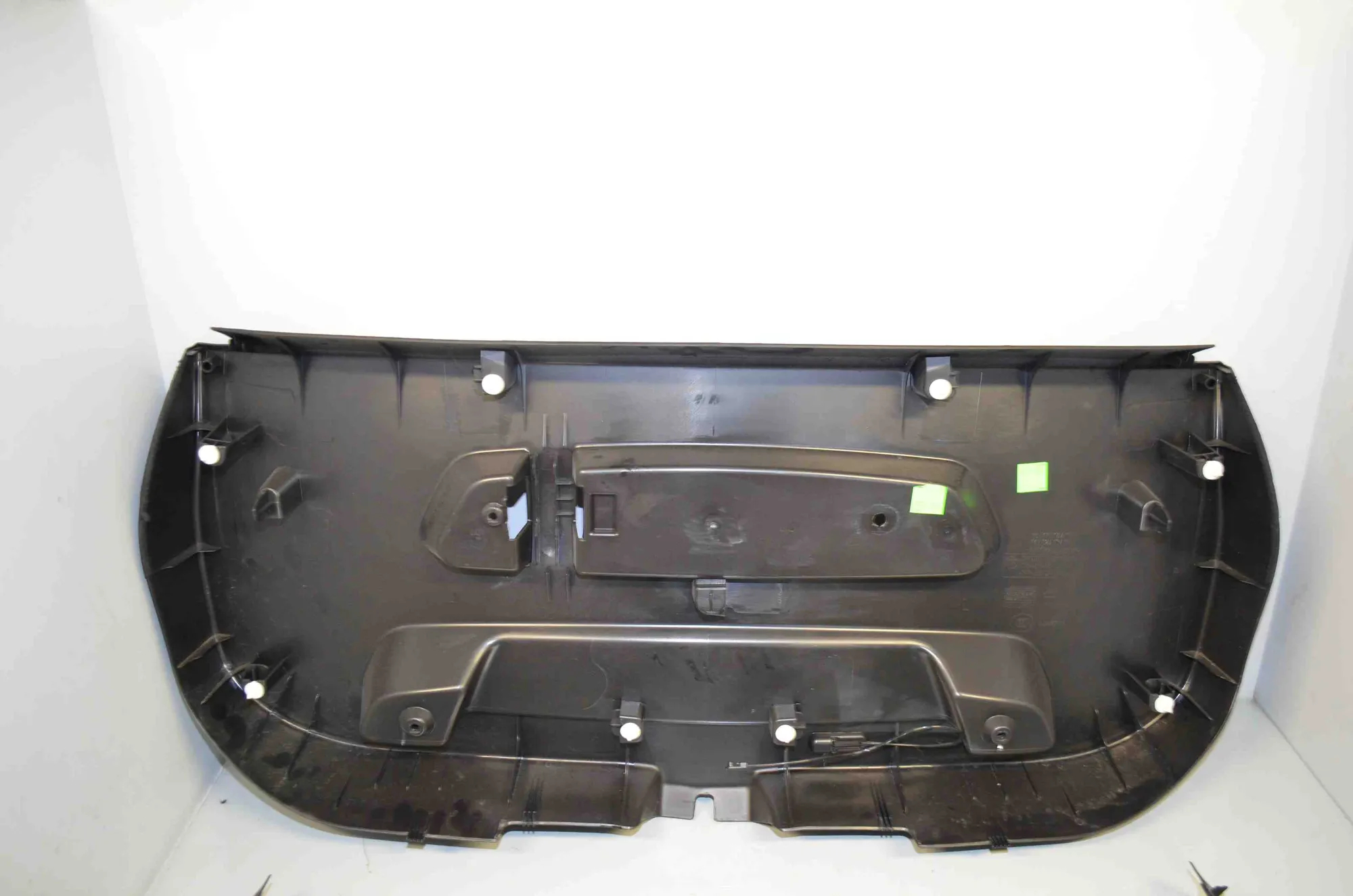 Tailgate Bootlid Cover Trim – OEM 2990128 · BMW X1 (E84) sDrive 20 i 2013 – 5