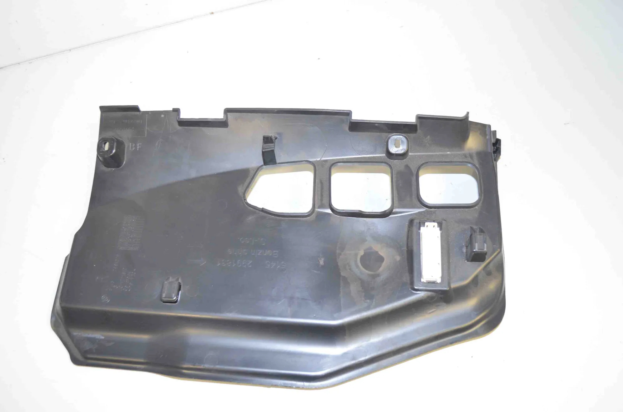 Dashboard Lower Trim – OEM 2991279 · BMW X1 (E84) sDrive 20 i 2013 – 3