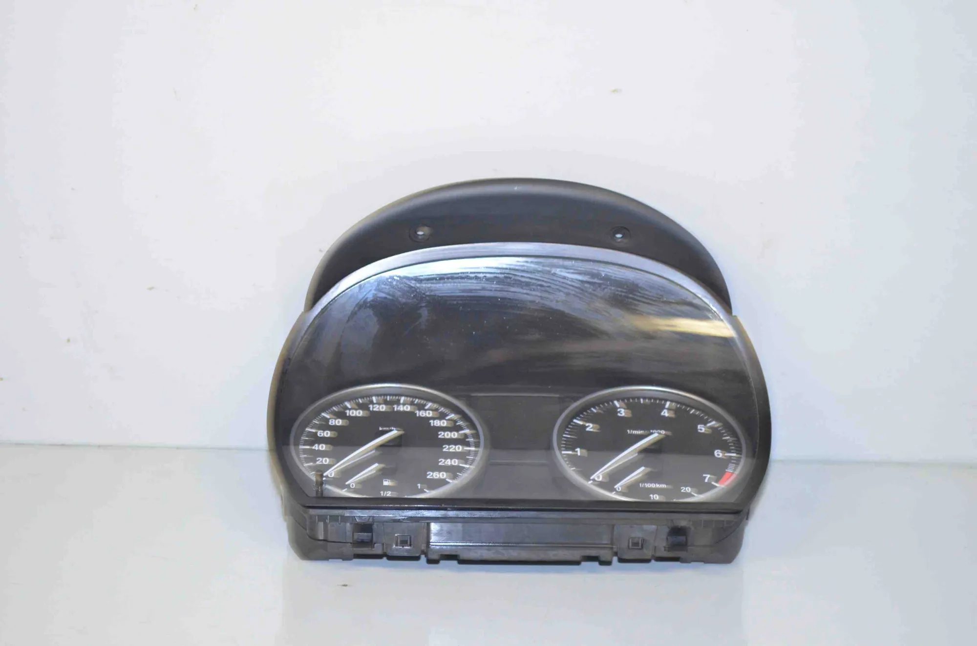 Instrument Cluster Speedometer – OEM 9283807 · BMW X1 (E84) sDrive 20 i 2013 – 2