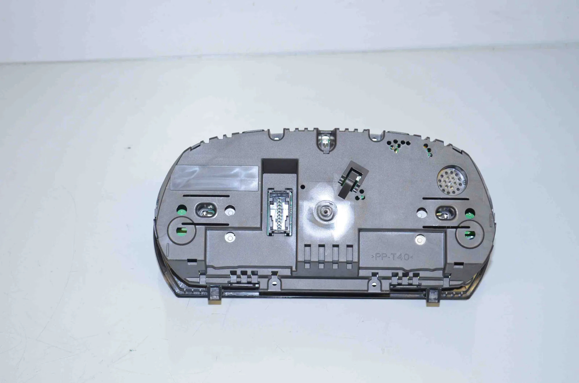 Instrument Cluster Speedometer – OEM 9283807 · BMW X1 (E84) sDrive 20 i 2013 – 4