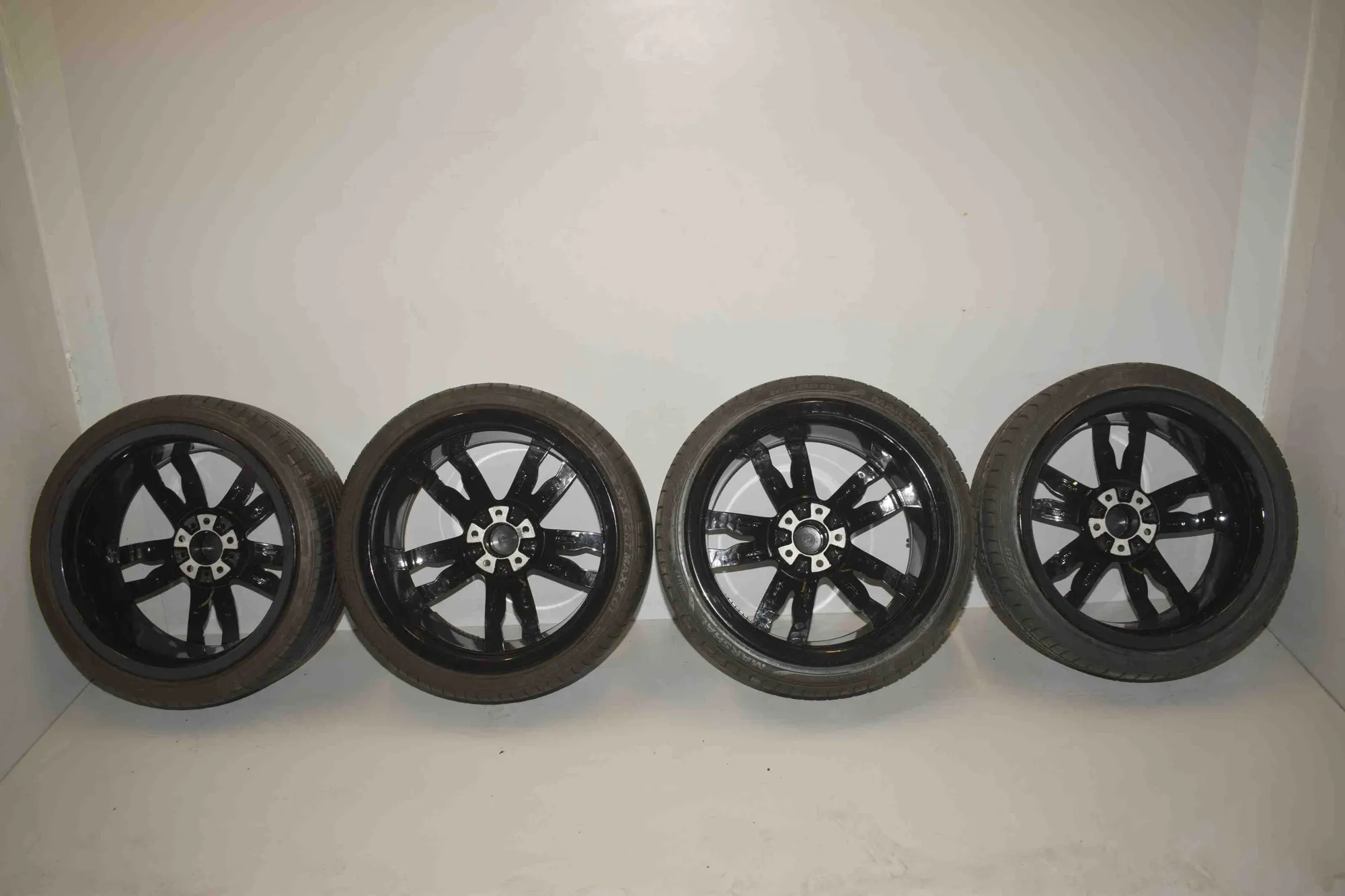 Alloy Wheel Set – OEM 7845868 · BMW 5 Touring (F11) M 550 d xDrive 2014 – 20