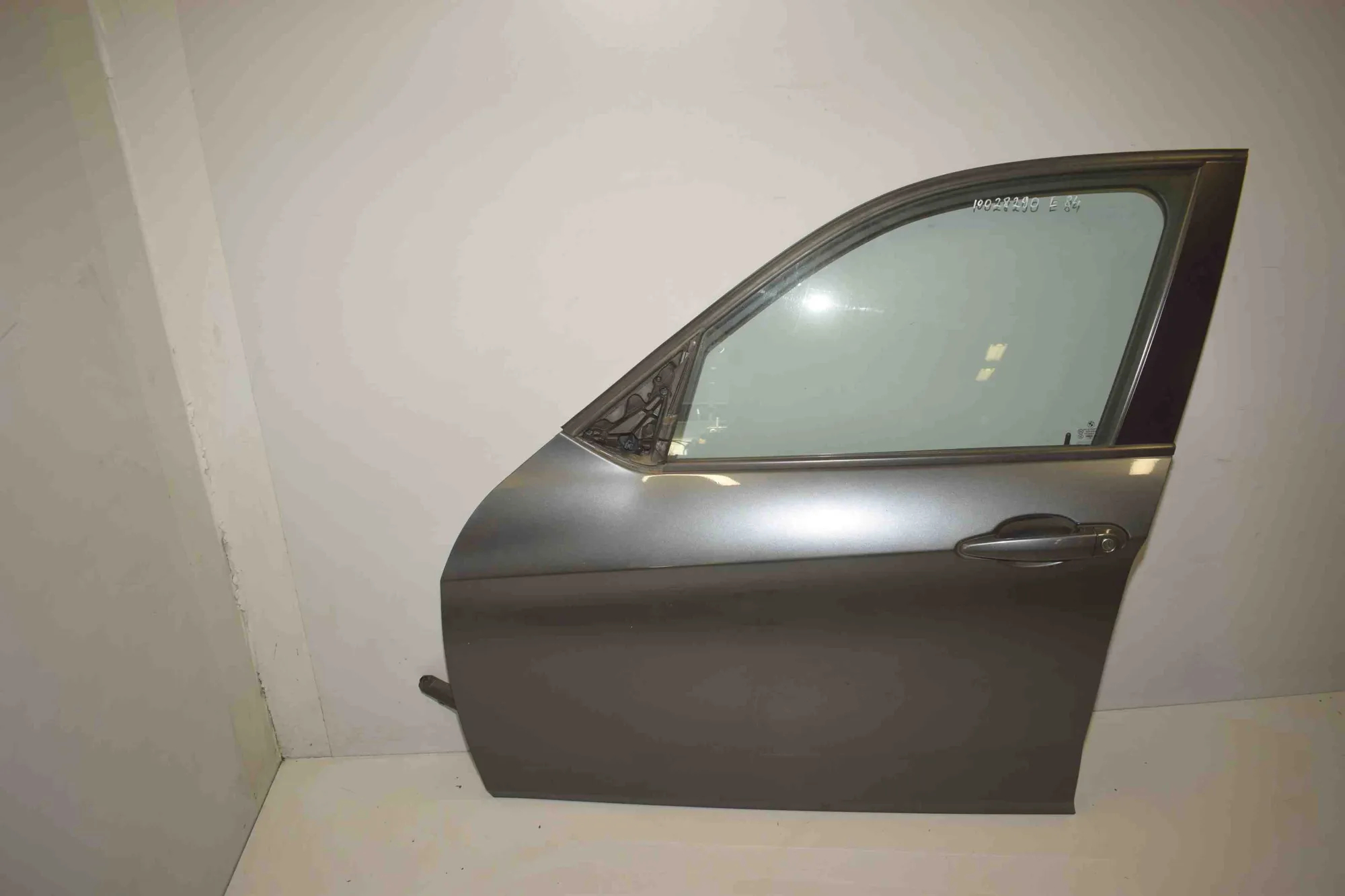 Front Left Door · BMW X1 (E84) sDrive 20 i 2013
