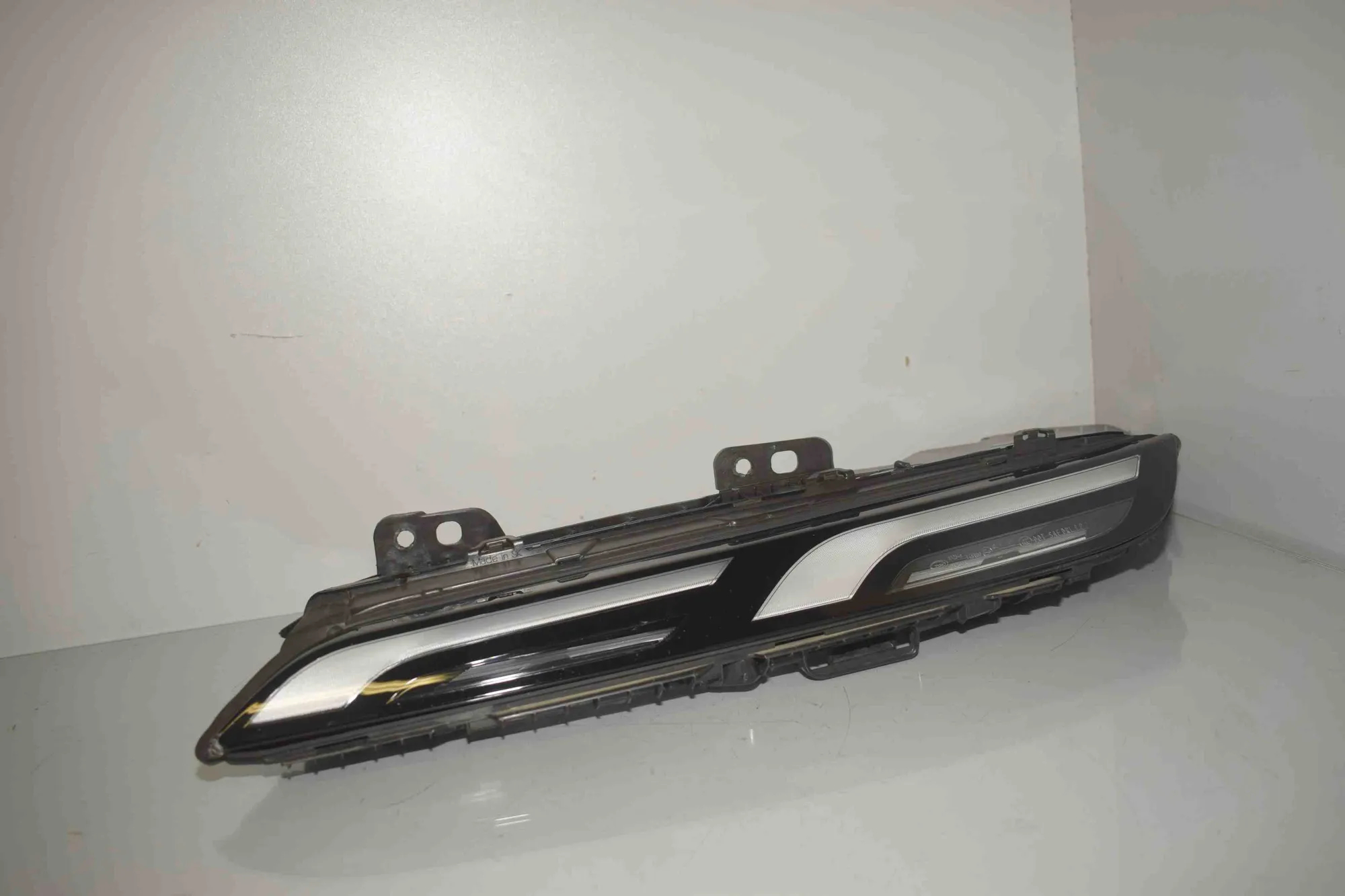 Front Right Headlight – OEM 9450079 · BMW 7 (G70) BMW 7 (G70) 740i xDrive 2025 – 8