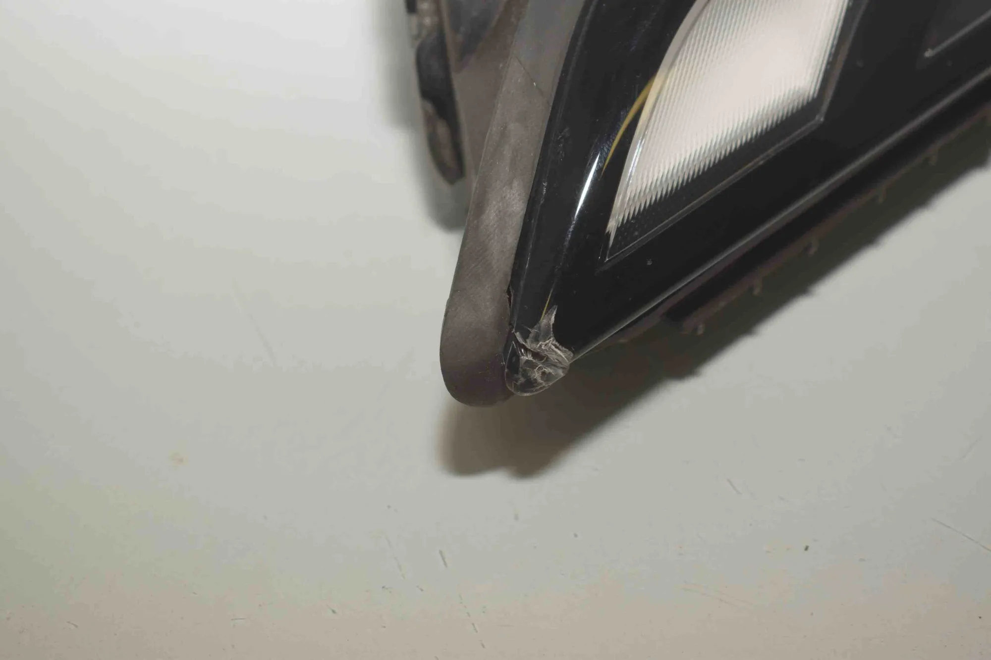 Front Right Headlight – OEM 9450079 · BMW 7 (G70) BMW 7 (G70) 740i xDrive 2025 – 3