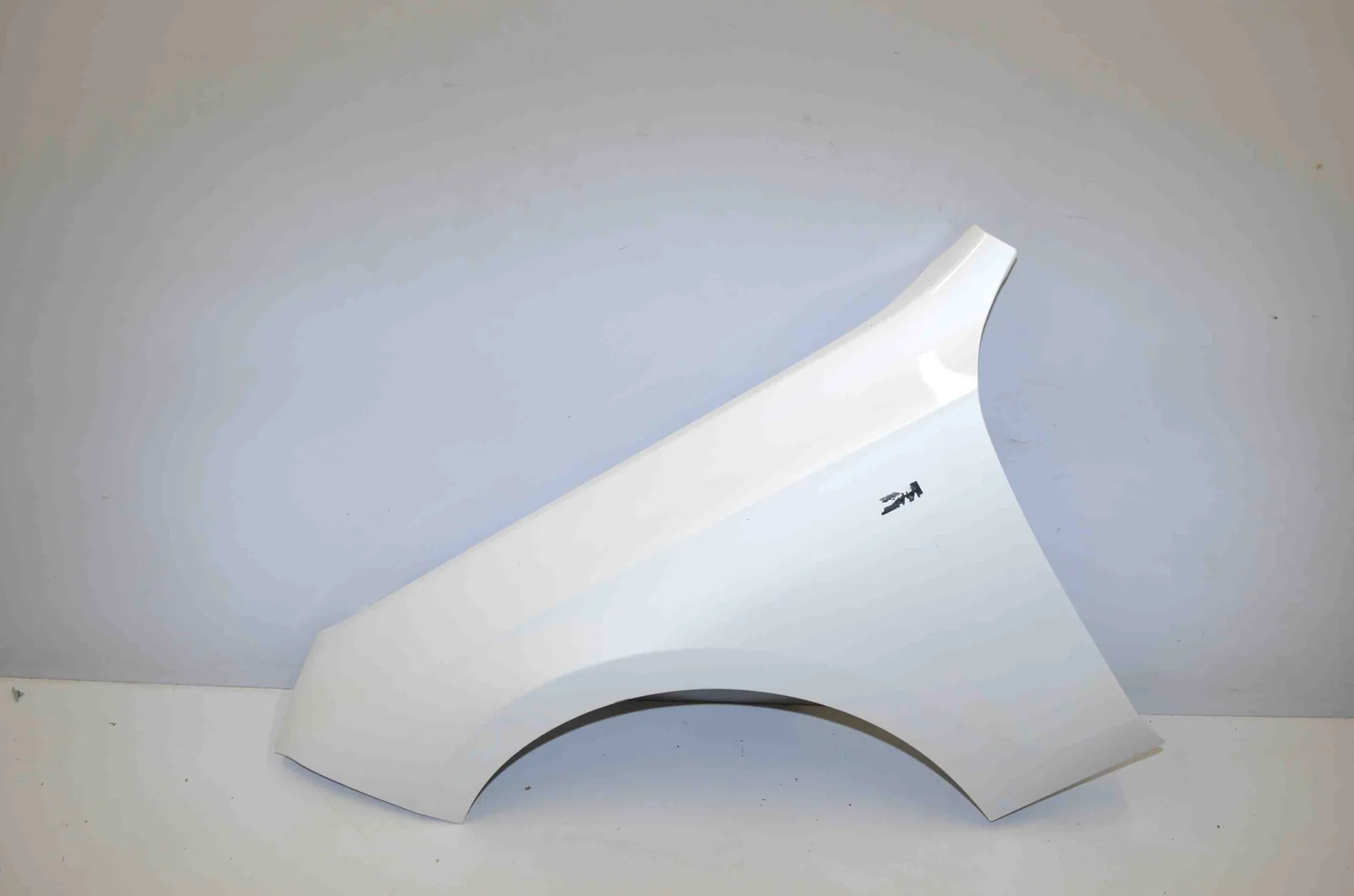 Front Left Fender · BMW 7 (G70) BMW 7 (G70) 740i xDrive 2024