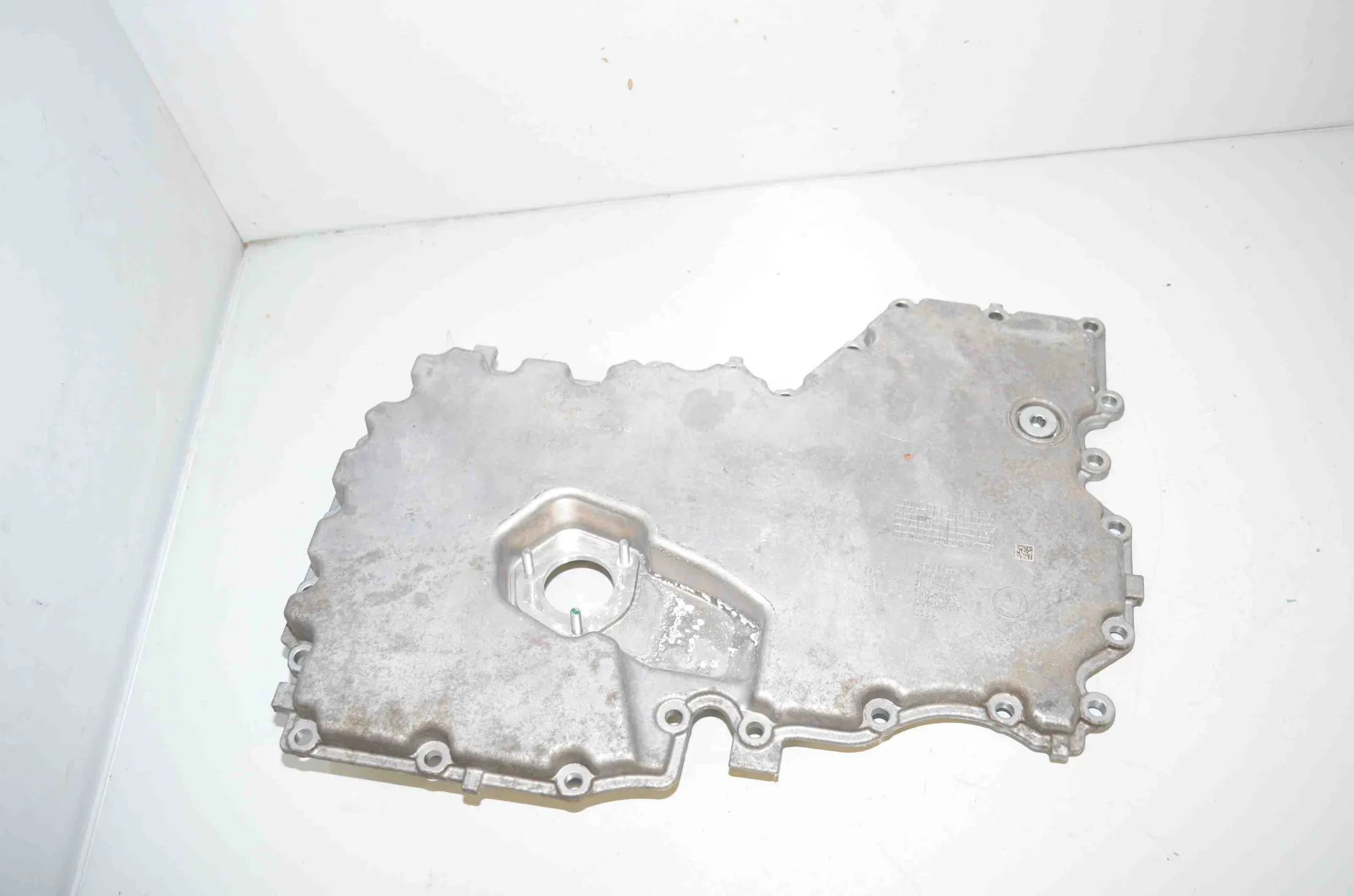 Oil Pan – OEM 8643445 · BMW 5 (G30) BMW 5 (G30) M 550 i xDrive 2018 – 2