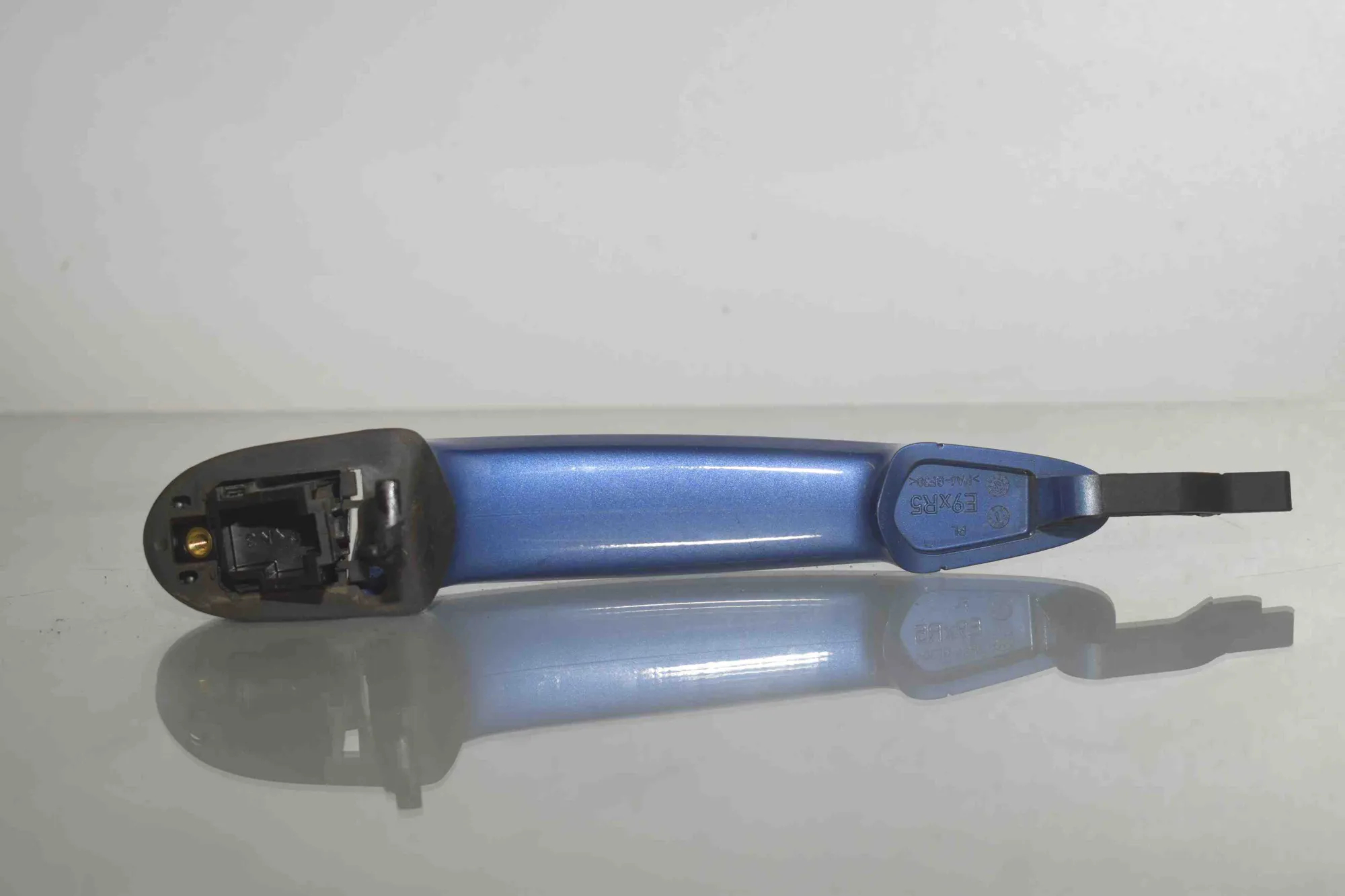 Front Right Door Exterior Handle – OEM 7207562 · BMW 3 Touring (F31) 330 d 2016 – 4