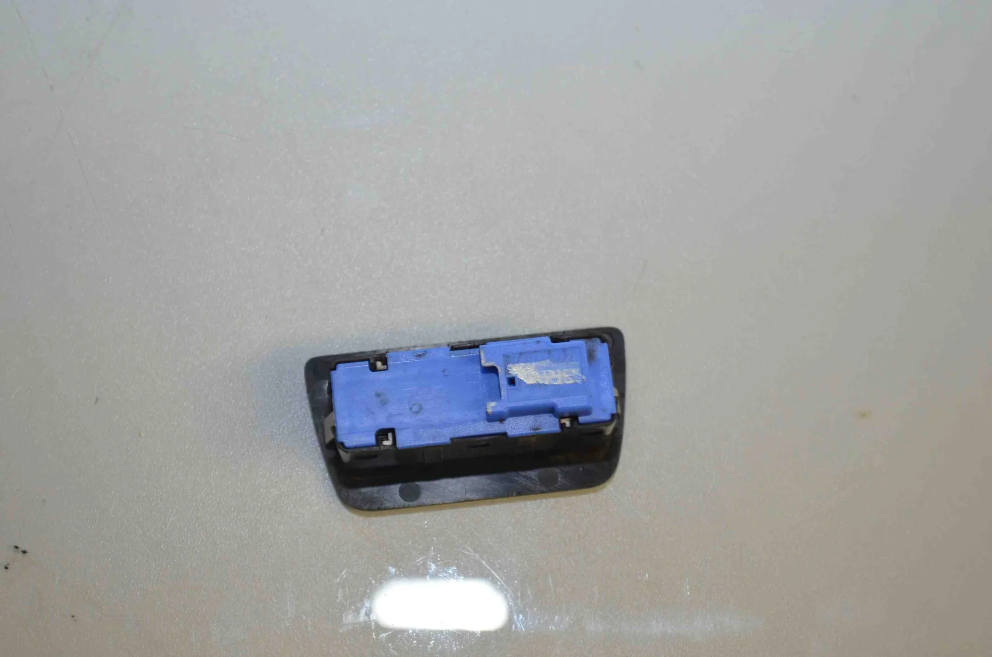 Other Control Units – OEM 7412610 · BMW 3 Touring (F31) 330 d 2016 – 7