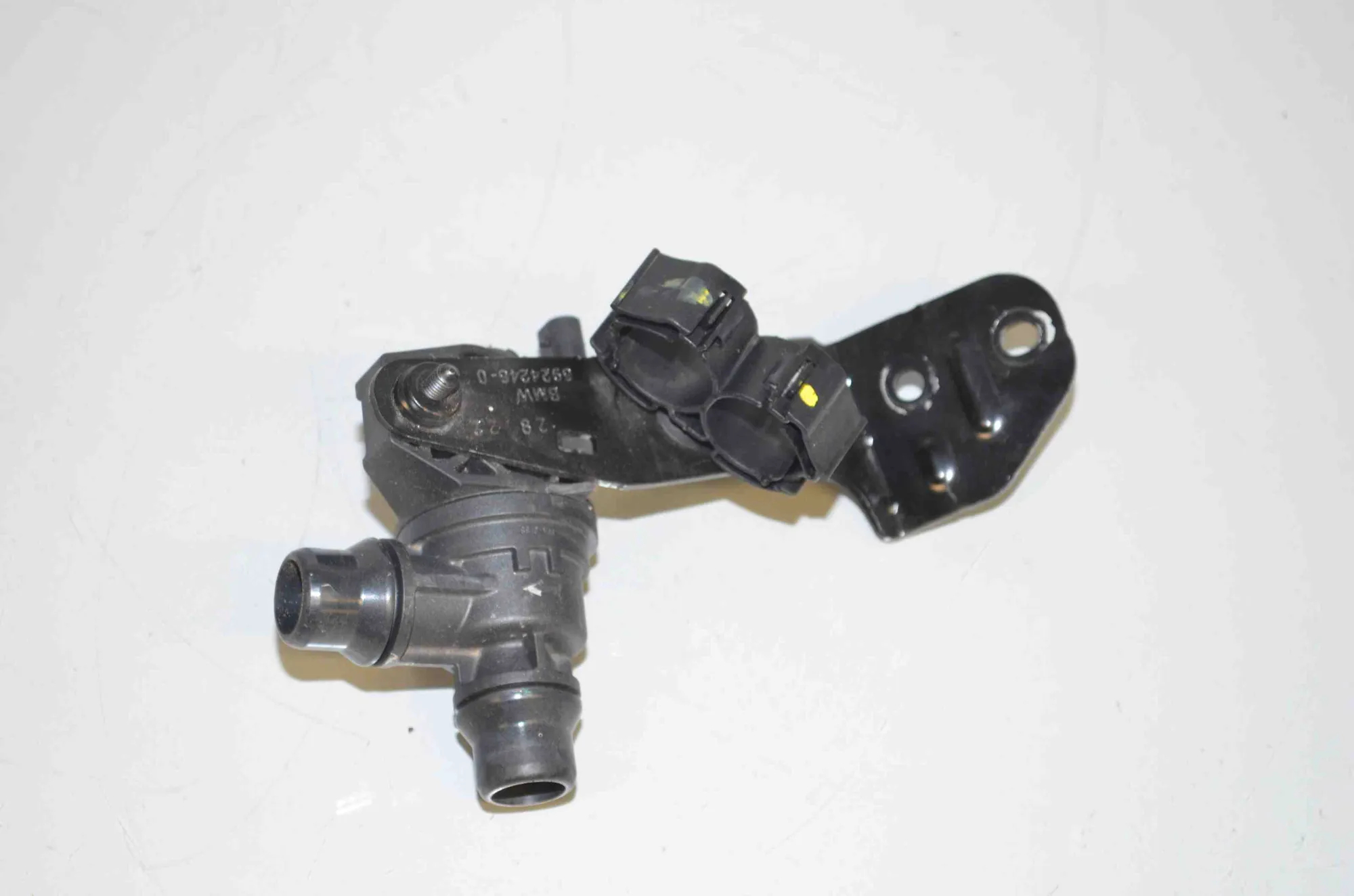 Auxiliary Water Pump – OEM 9896407 · BMW i4 (G26) BMW i4 (G26) M50 2022 – 4