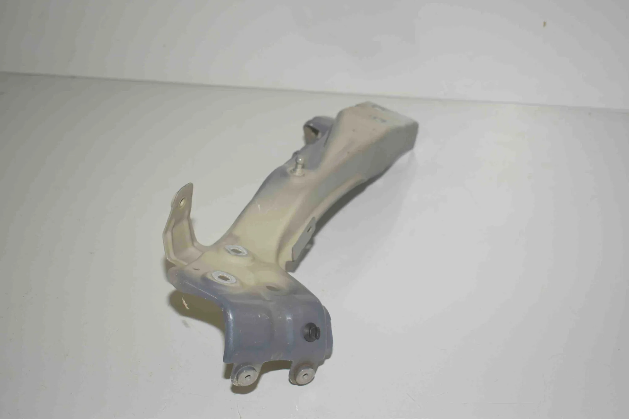 Bracket – OEM 8737204 · BMW iX (I20) BMW iX (I20) xDrive 40 2023 – 3