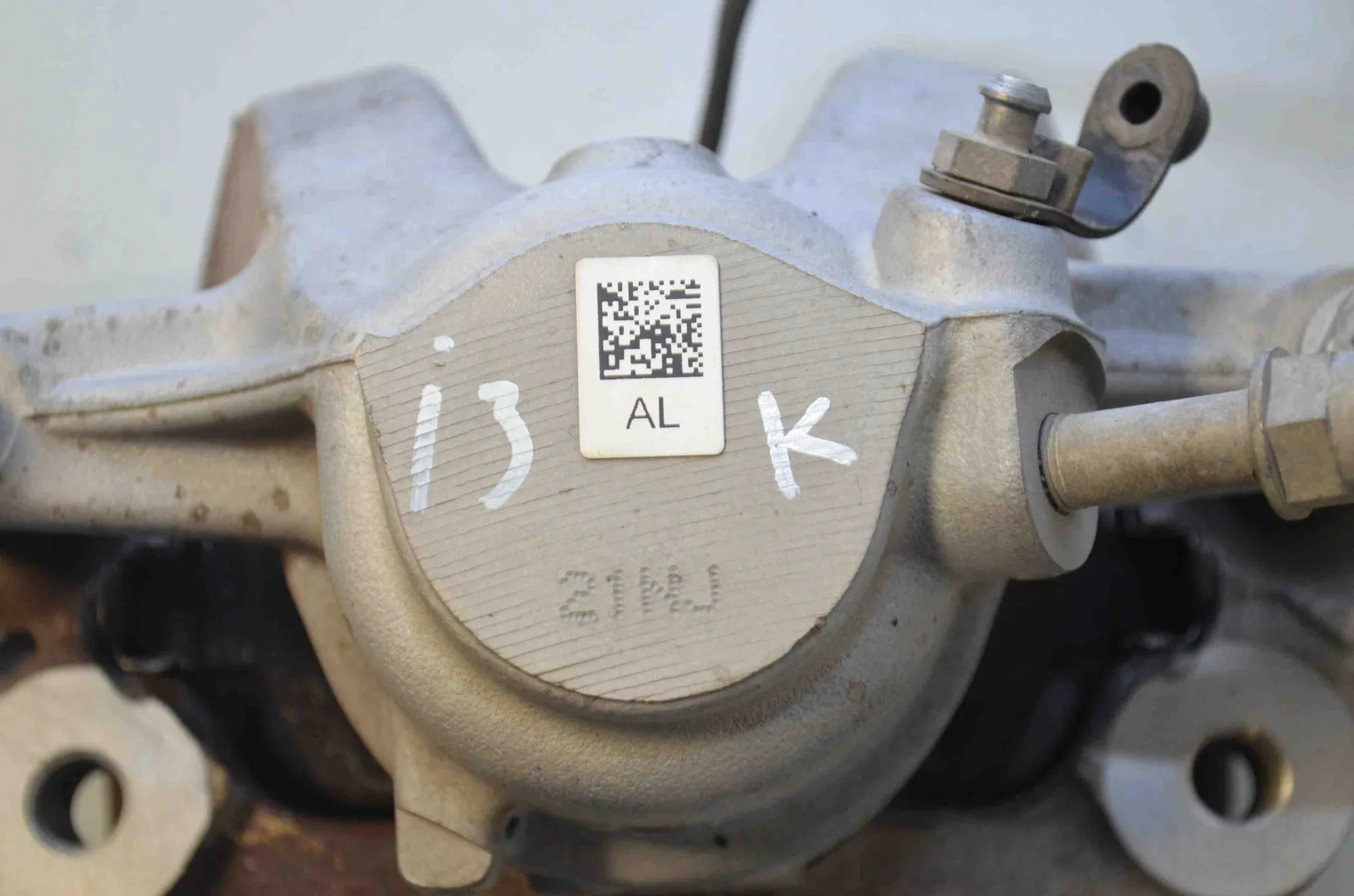Front Left Brake Caliper · BMW i3 (I01) BMW i3 (I01) Hybrid 2014 – 5