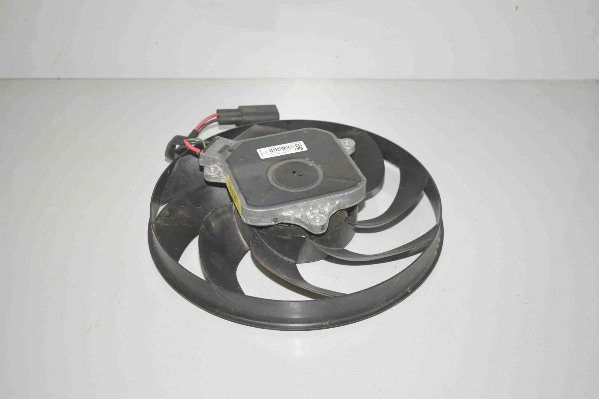 A/C Air Condition Fan – OEM 8641949 · BMW i3 (I01) BMW i3 (I01) Hybrid 2016