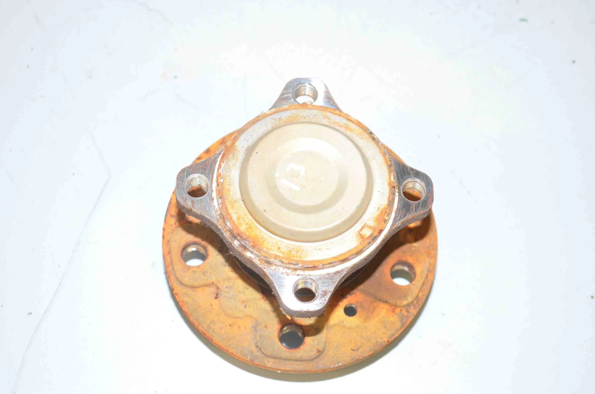 Front Right Wheel Bearing – OEM 6859546 · BMW i3 (I01) BMW i3 (I01) Electric 2015 – 3