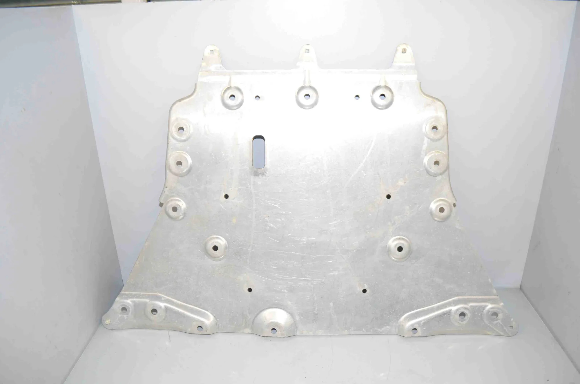 Engine Cover – OEM 6894792 · BMW iX (I20) BMW iX (I20) xDrive 40 2023 – 2