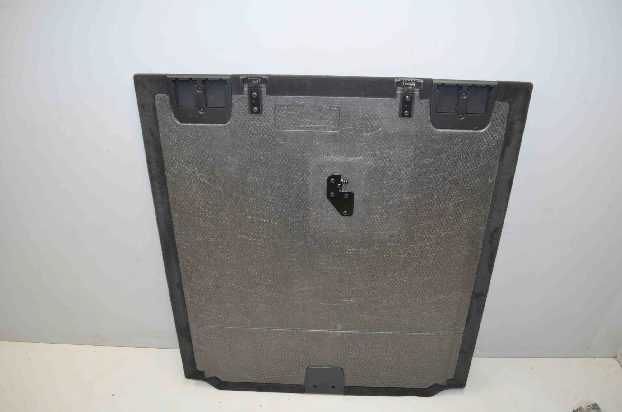 Trunk Boot Carpet – OEM 7234713 · BMW 5 Touring (F11) 535 d 2011 – 3