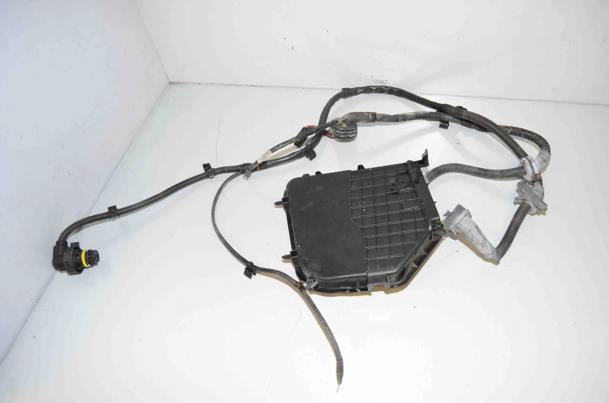 Engine Cable Harness – OEM 8516709 · BMW 5 Touring (F11) 535 d 2011 – 3