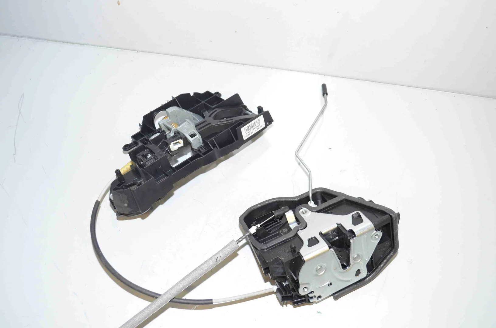 Rear Right Door Lock – OEM 51227229460 · BMW 5 Touring (F11) 535 d 2011 – 3