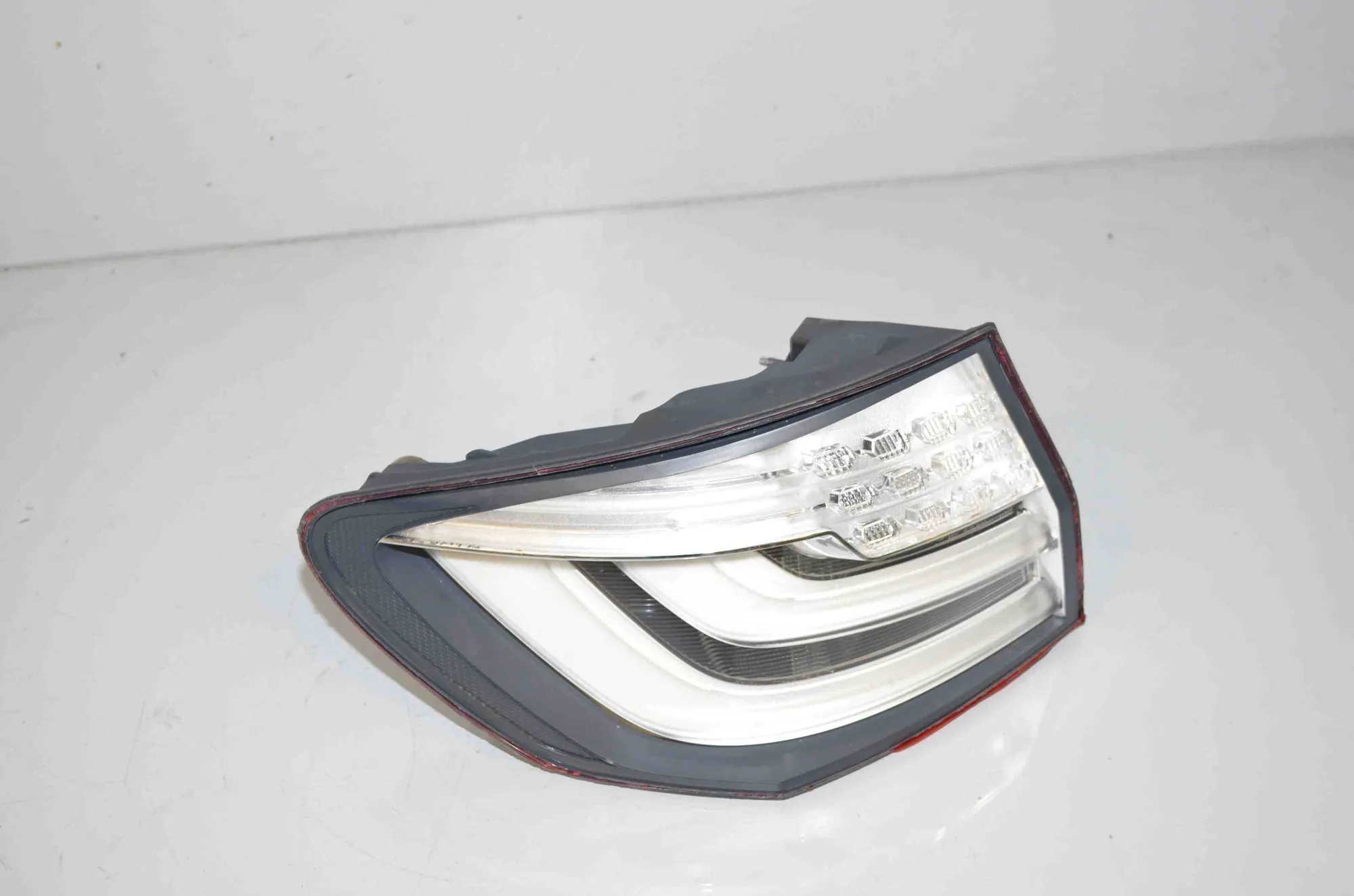 Rear Left Tail Light – OEM 7203233 · BMW 5 Touring (F11) 535 d 2011 – 5