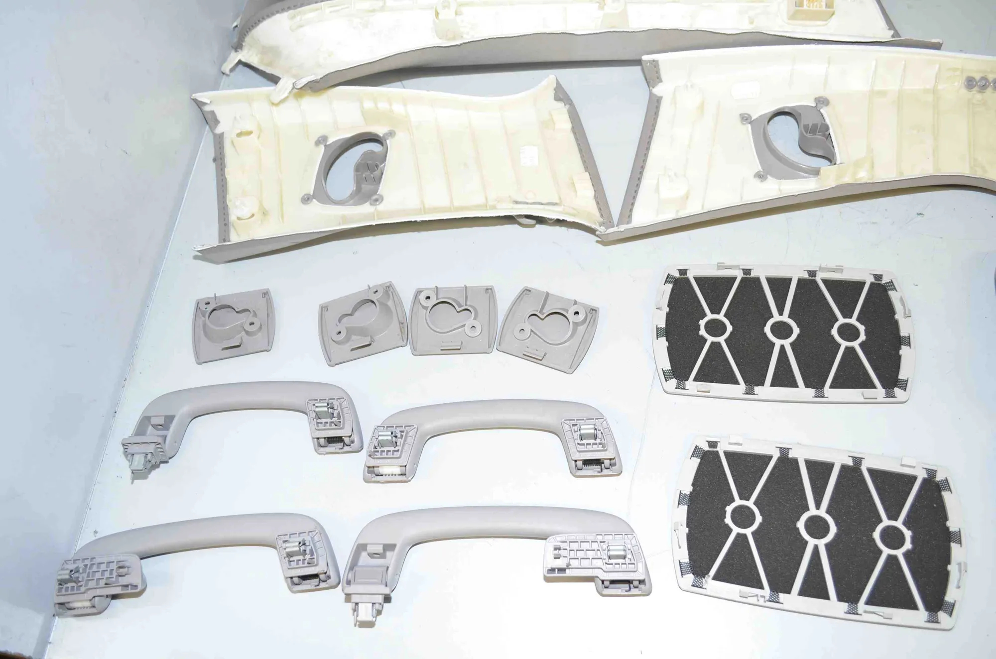 Interior Side Pillars Trim Kit – OEM 9169784 · BMW 5 Touring (F11) 535 d 2011 – 8