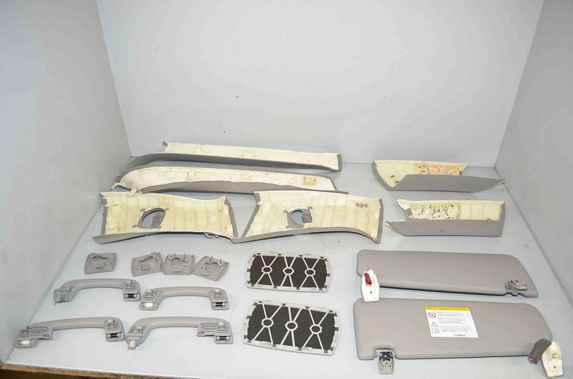 Interior Side Pillars Trim Kit – OEM 9169784 · BMW 5 Touring (F11) 535 d 2011 – 6