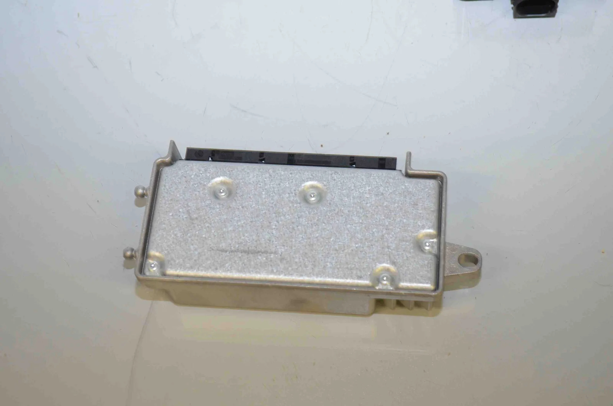 Distance Radar Sensor – OEM 61319279306 · BMW 5 Touring (F11) 535 d 2011 – 8