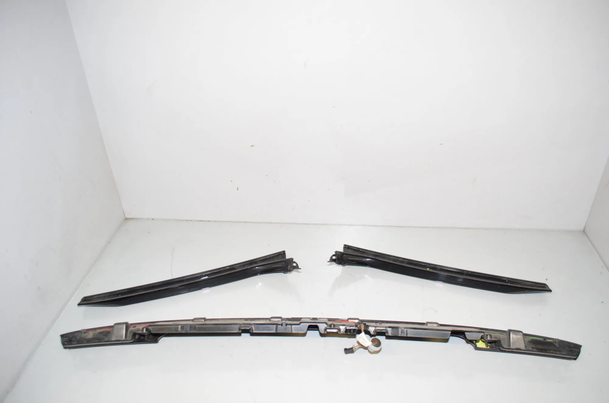 Other Trim Parts – OEM 7400244 · BMW 5 Touring (G31) (2017 - -) 520 d 2019 – 3