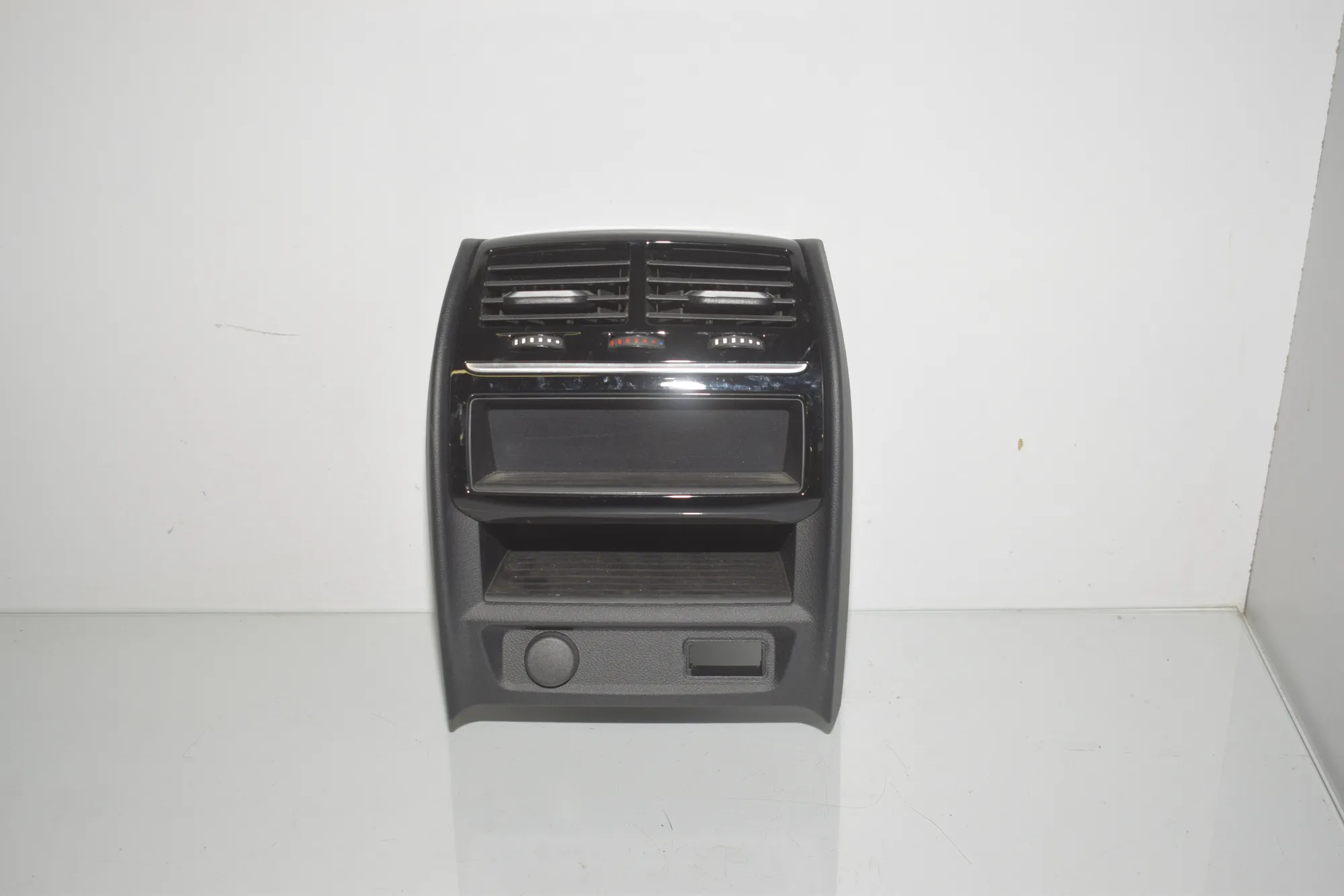 Center Console Trim – OEM 9493421 · BMW 5 Touring (G31) (2017 - -) 520 d 2019