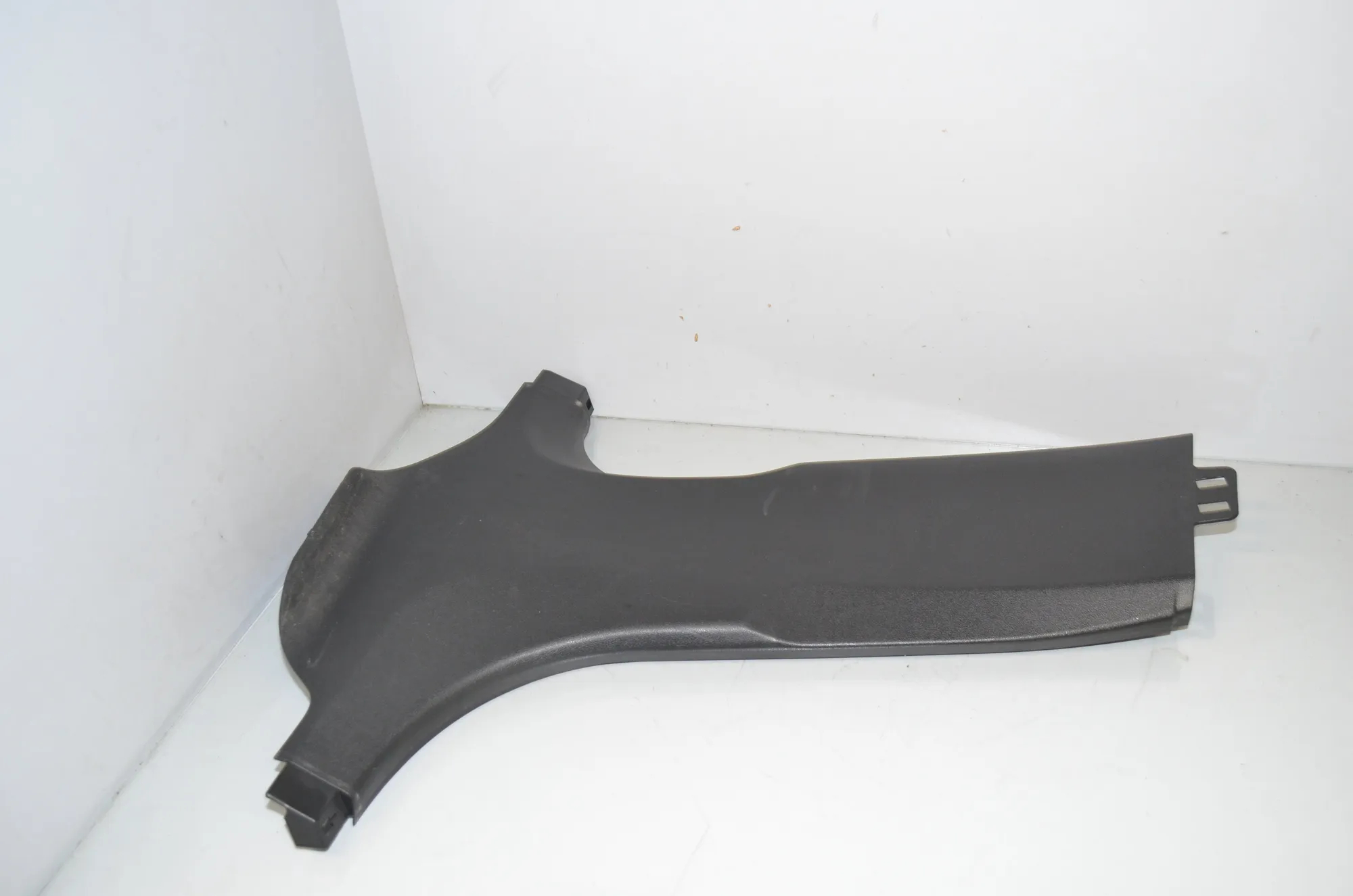 Left Side B Pillar Trim – OEM 7384529 · BMW 5 Touring (G31) (2017 - -) 520 d 2019