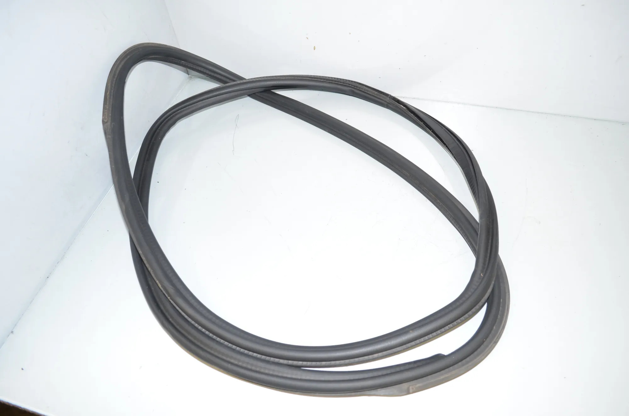 Tailgate Rubber Seal – OEM 7441468 · BMW 5 Touring (G31) (2017 - -) 520 d 2019 – 3